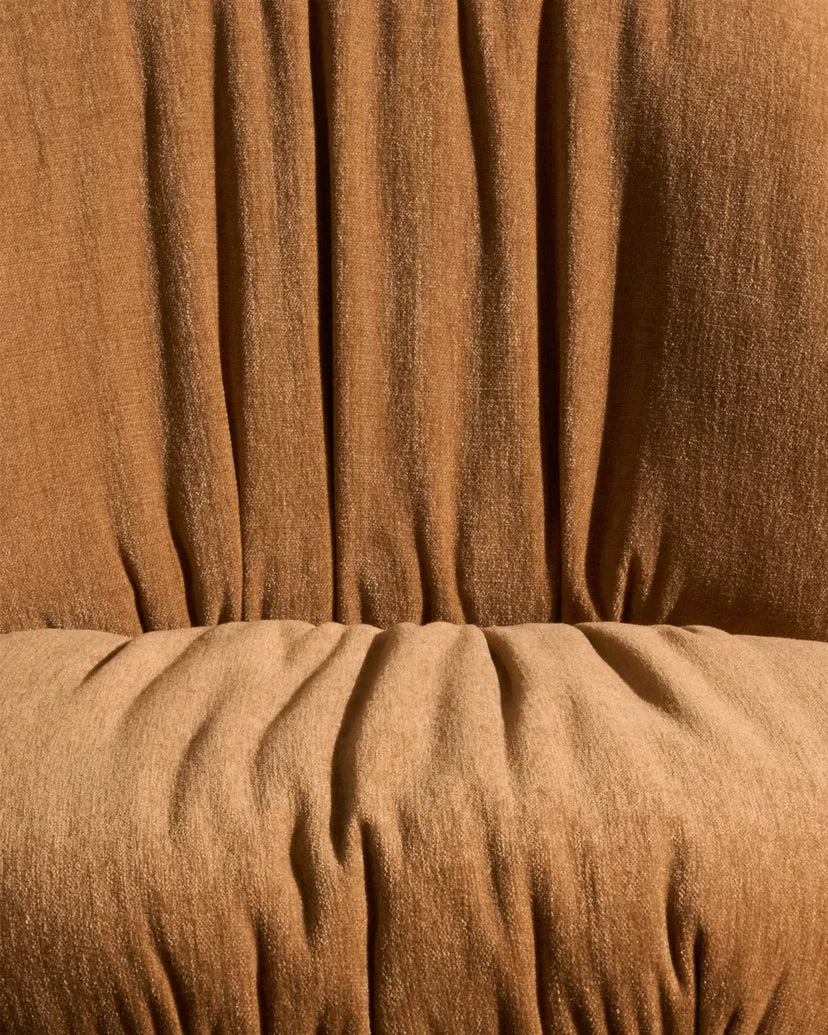 Barová stolička BEETLE SOFT čalúnená s mosadzným podstavcom