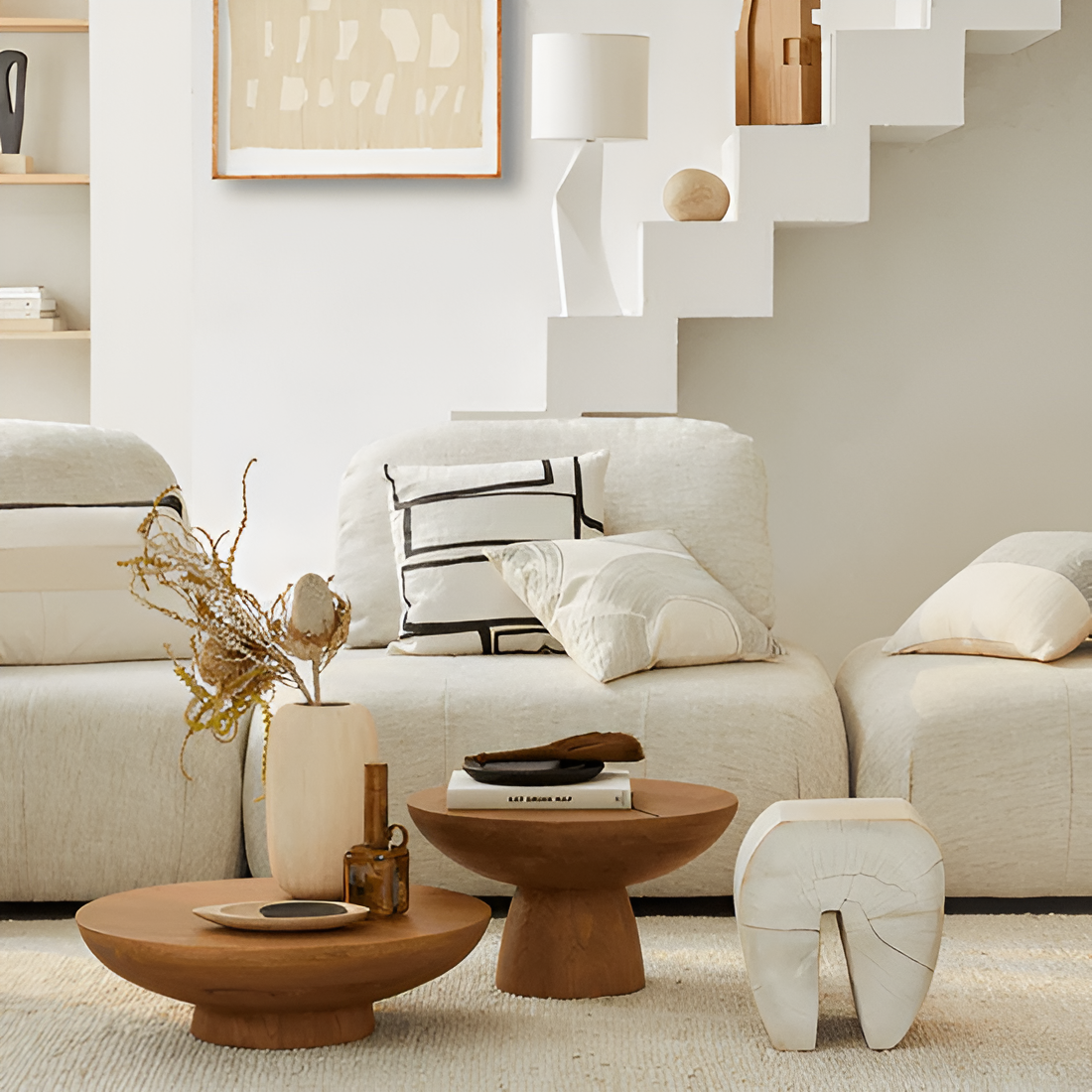 Vankúš ARTE biely s čiernym potlačou