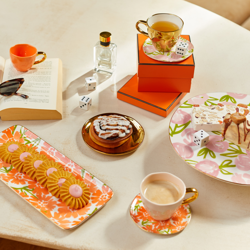 GOOD MORNING pink floral motif plate set