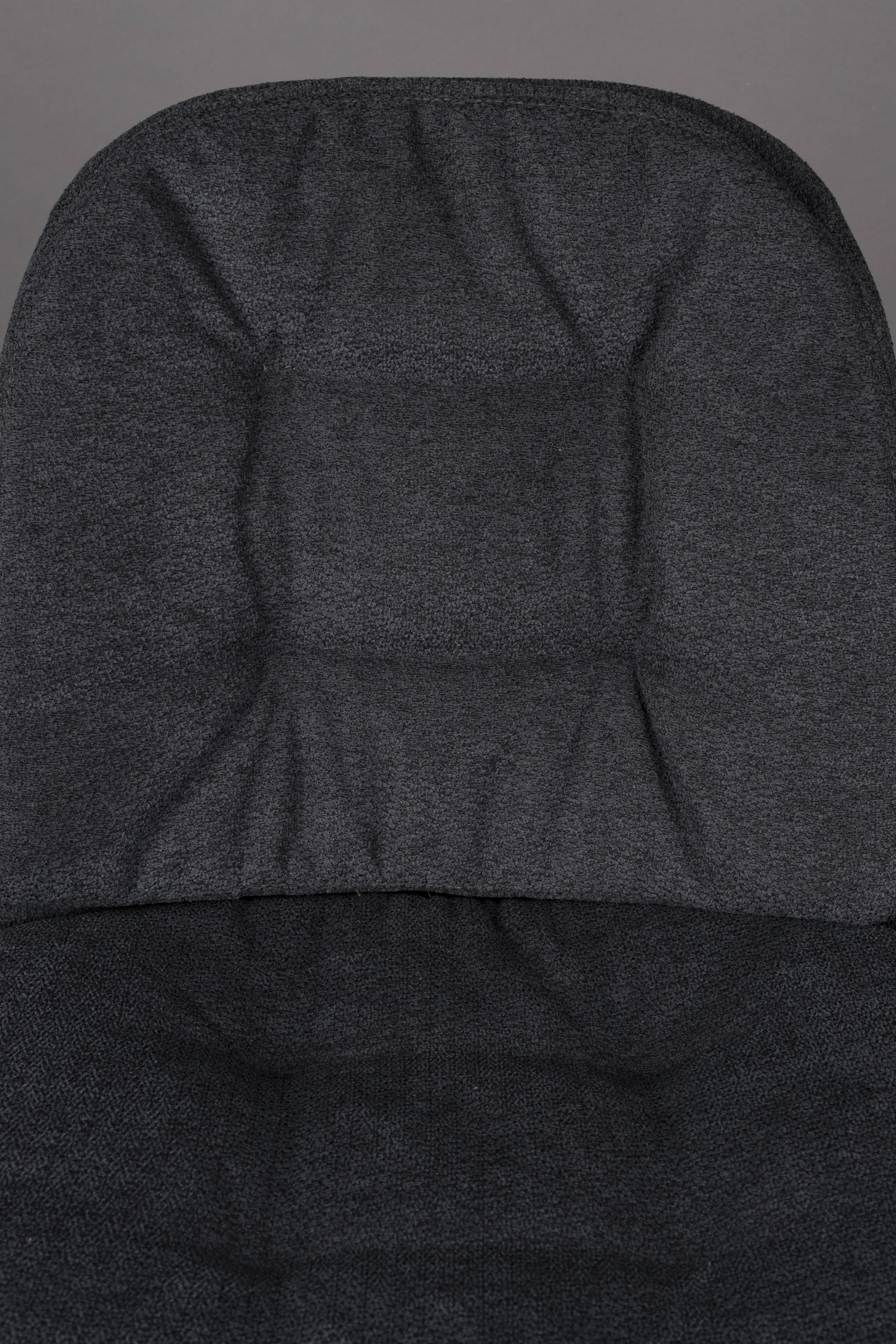 JADE chair dark blue with black base