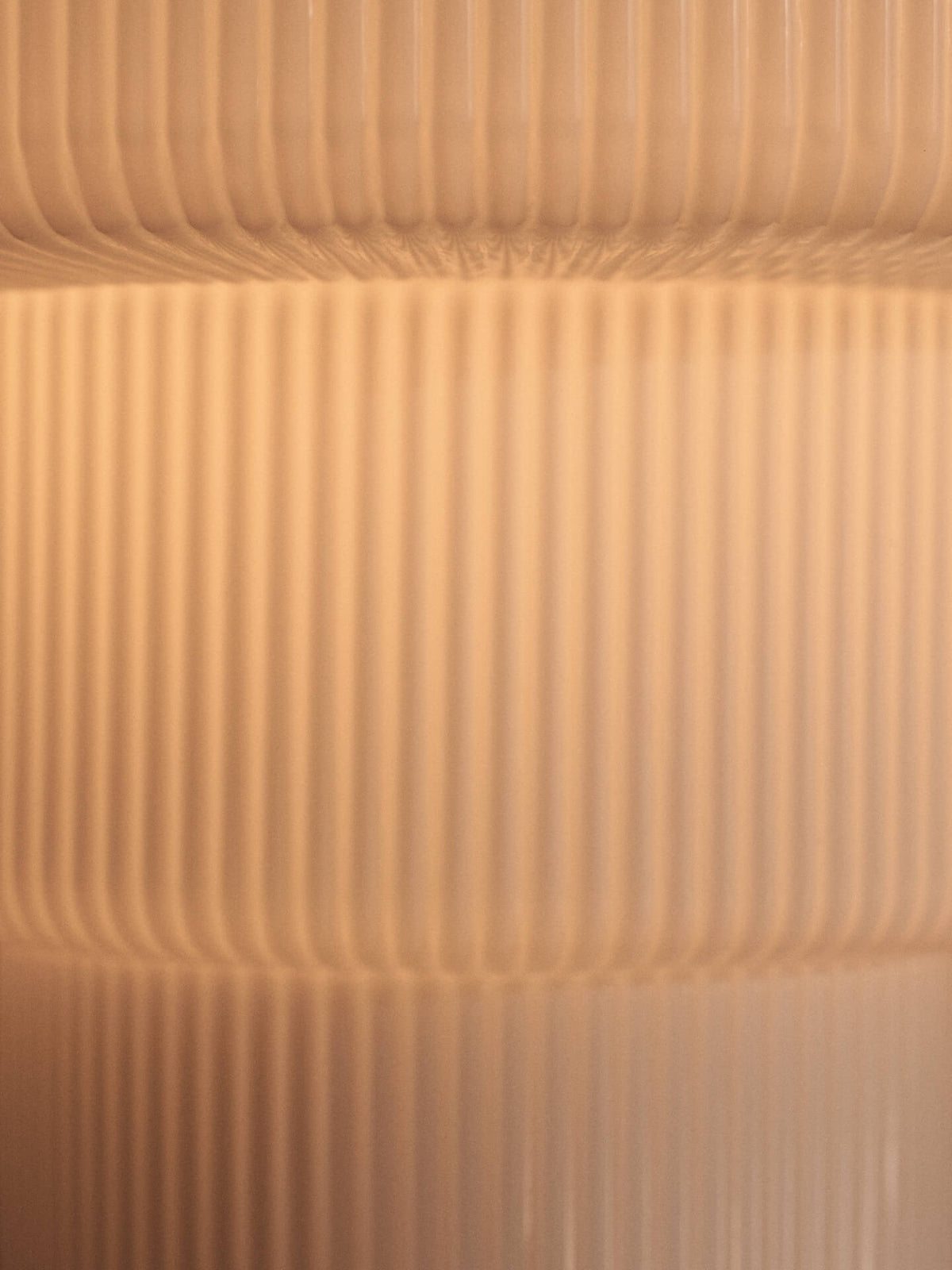 Lampa stołowa RIPPLE biały – ujęcie 5