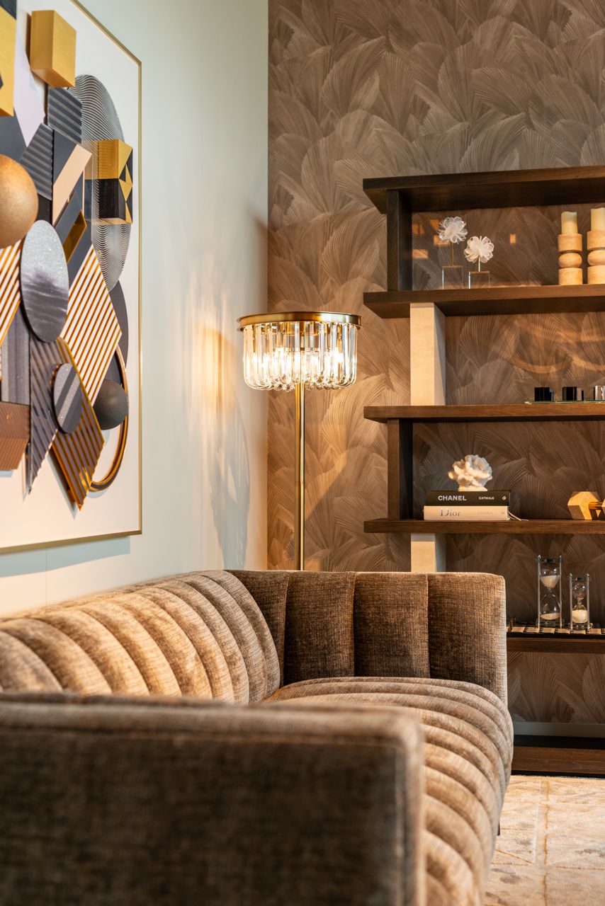 DAGMAR floor lamp glass with a gold base