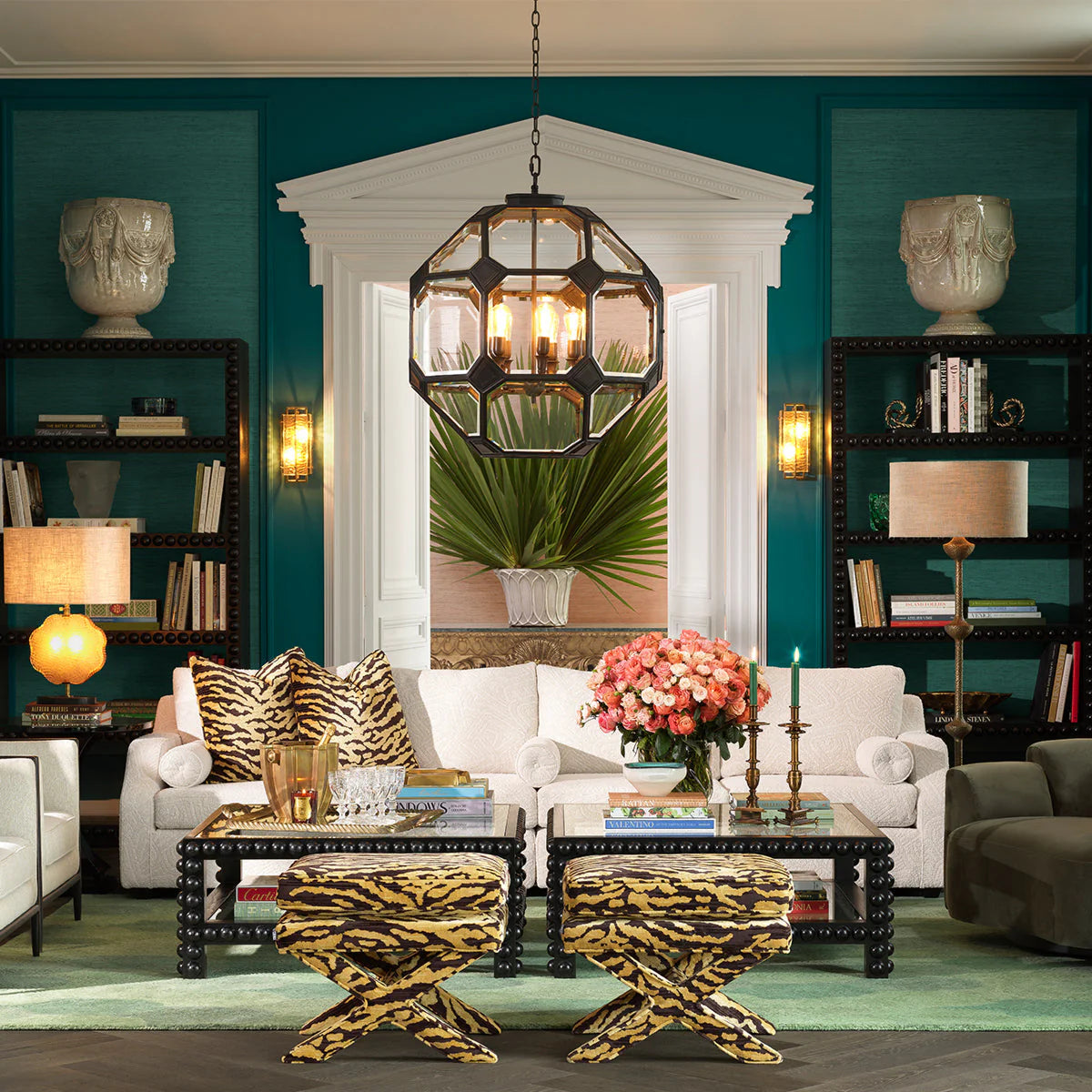 Exteriérový kvetináč CHANDLER šedá keramika