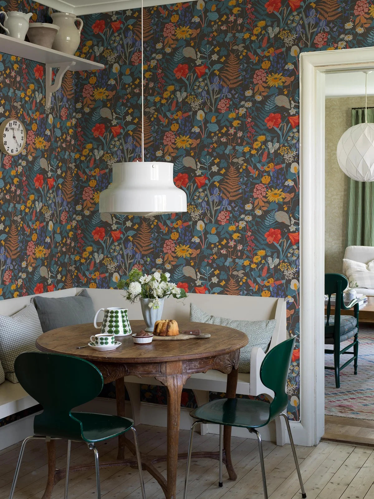 Tapeta s rastlinným motívom STUGRABATT modrá so žltou