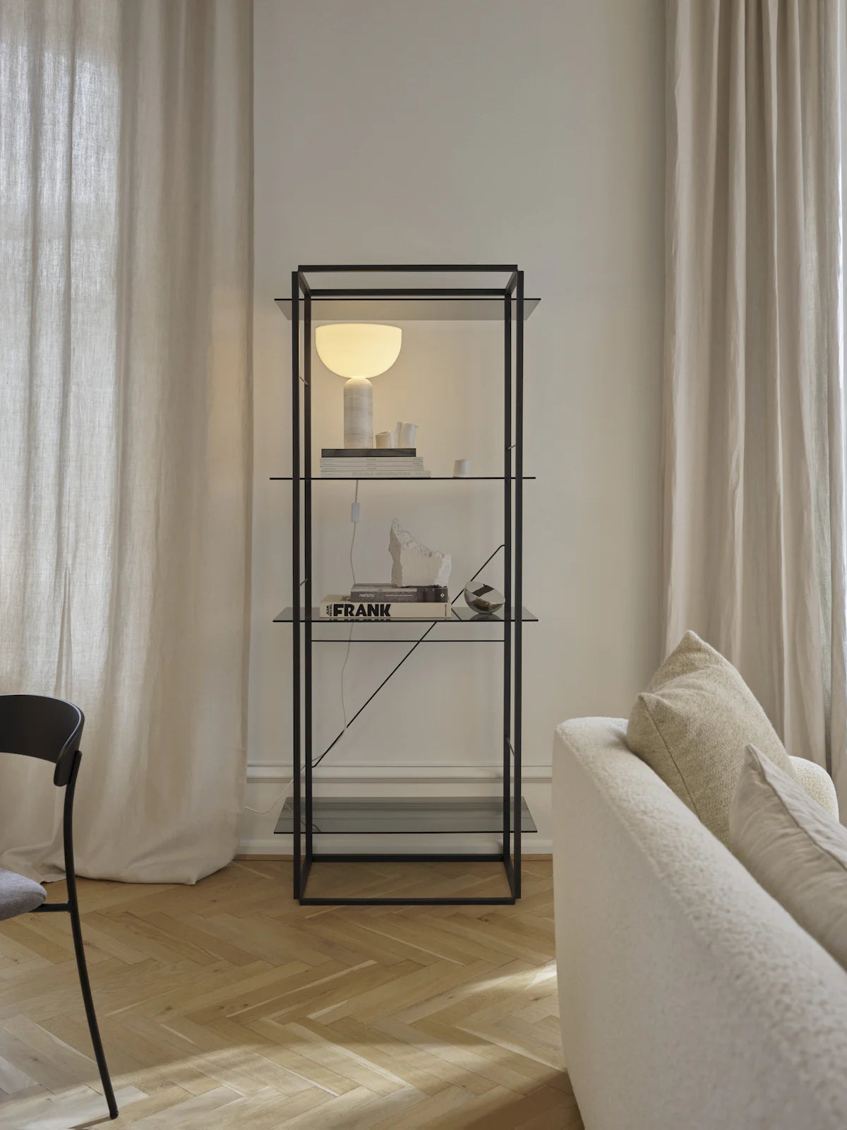 Stolná lampa KIZU biely mramor