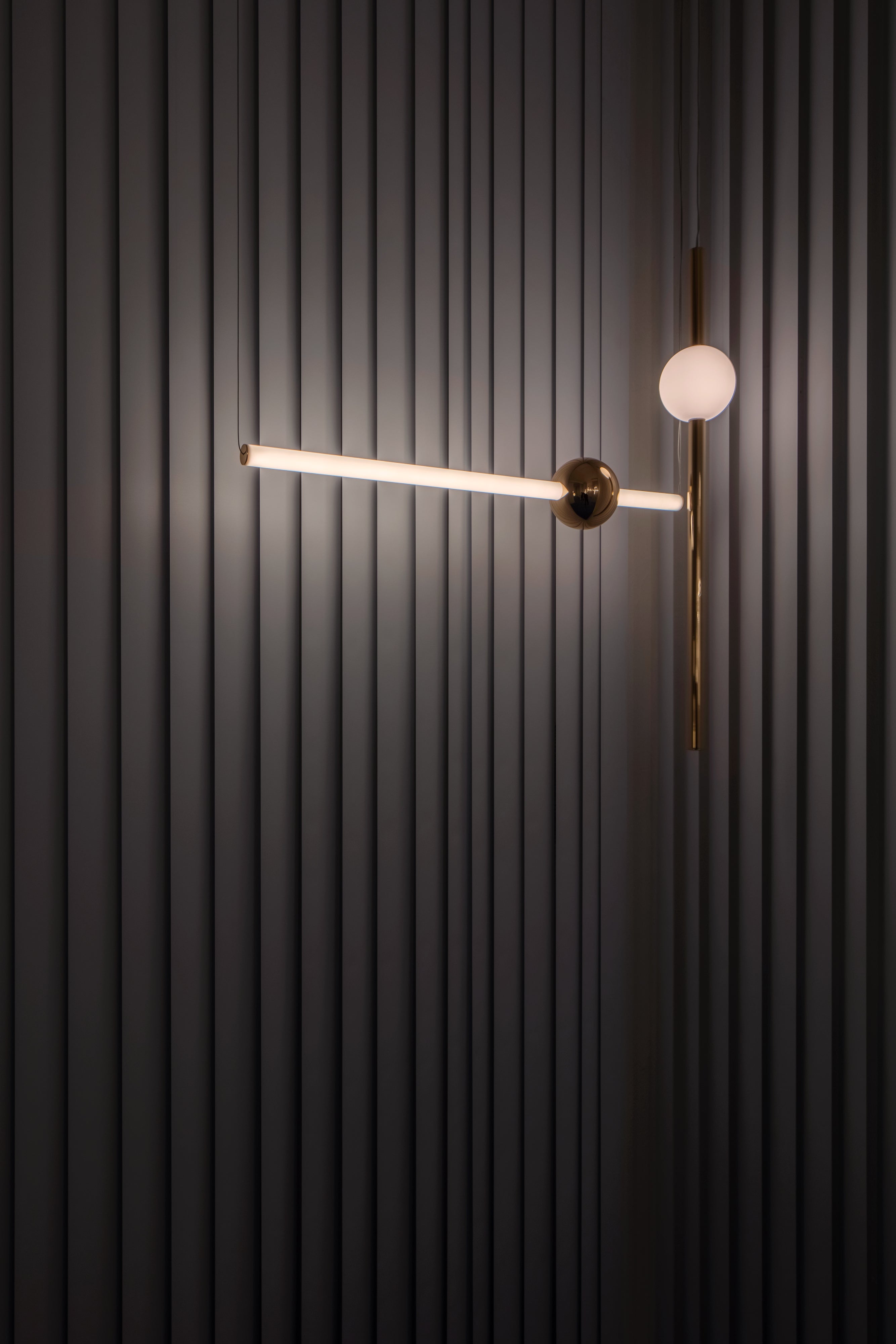 Lampa visiacá ORION GLOBE leštený gunmetal