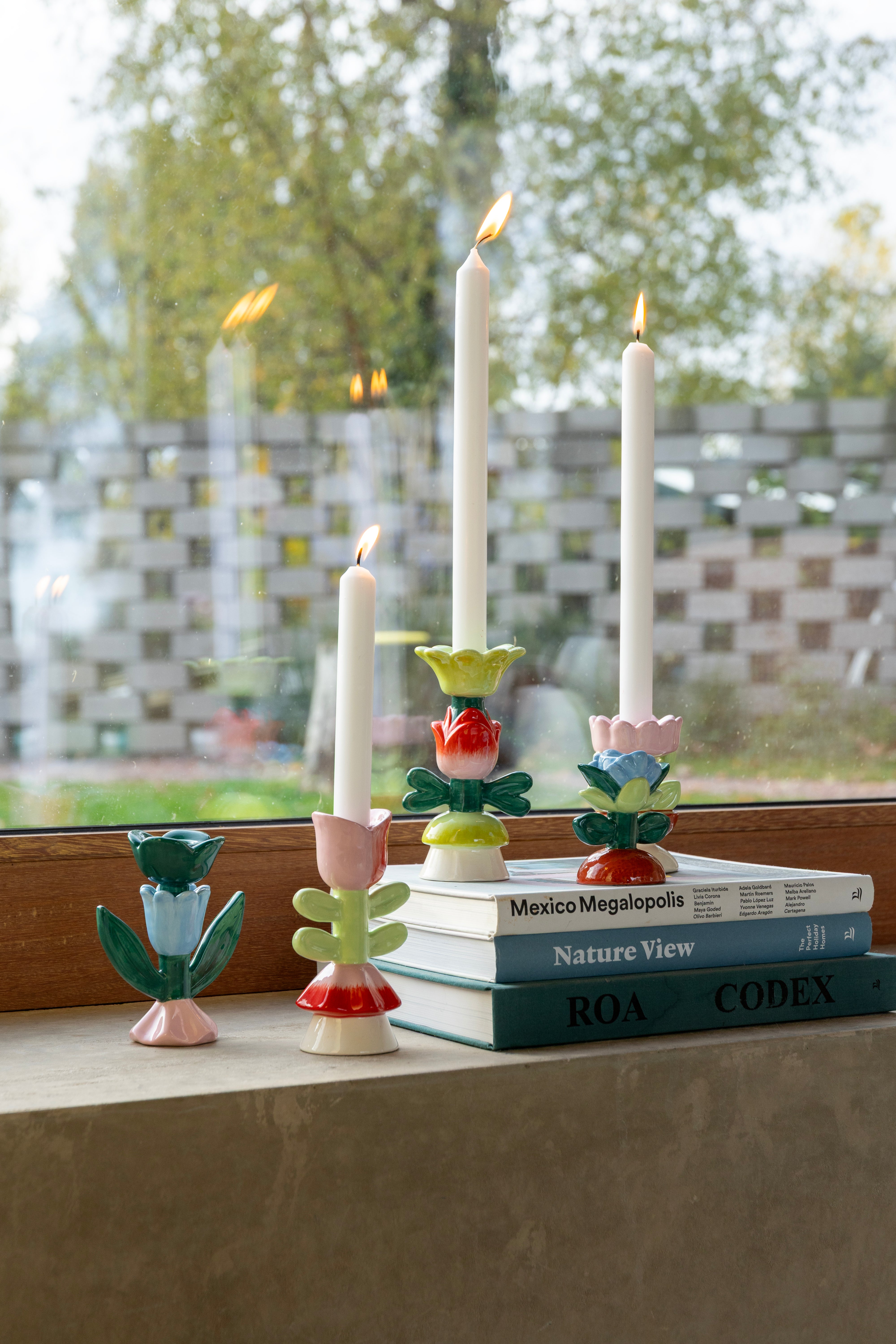 BLUME Candle Holder Green with Red and Pink