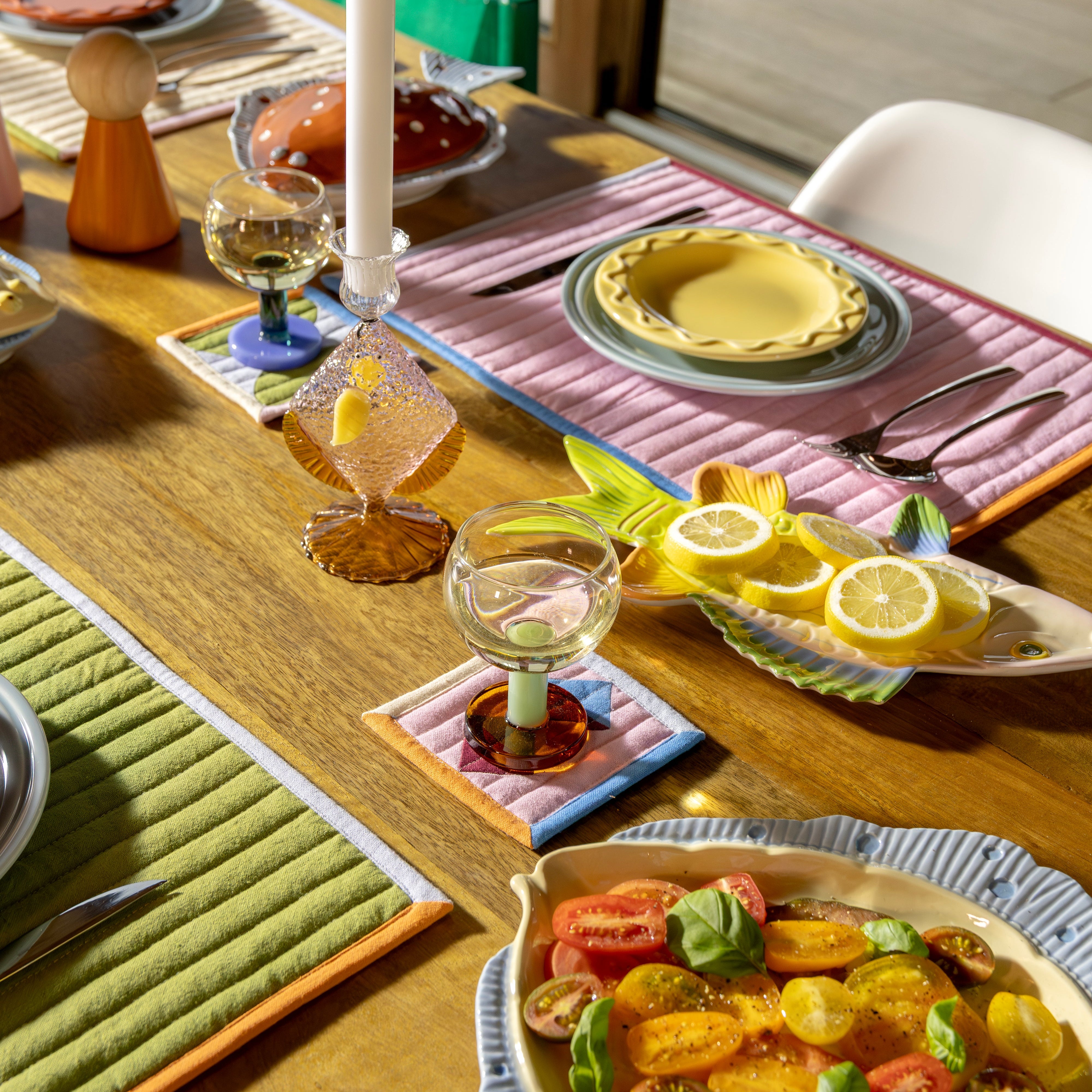 Súprava podložiek pod hrnčeky STITCH farebná