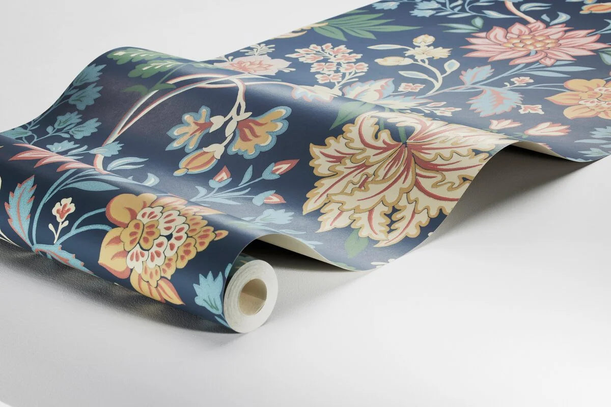 Papierová flizelínová tapeta s rastlinným vzorom ALICIA tmavomodrá so žltou