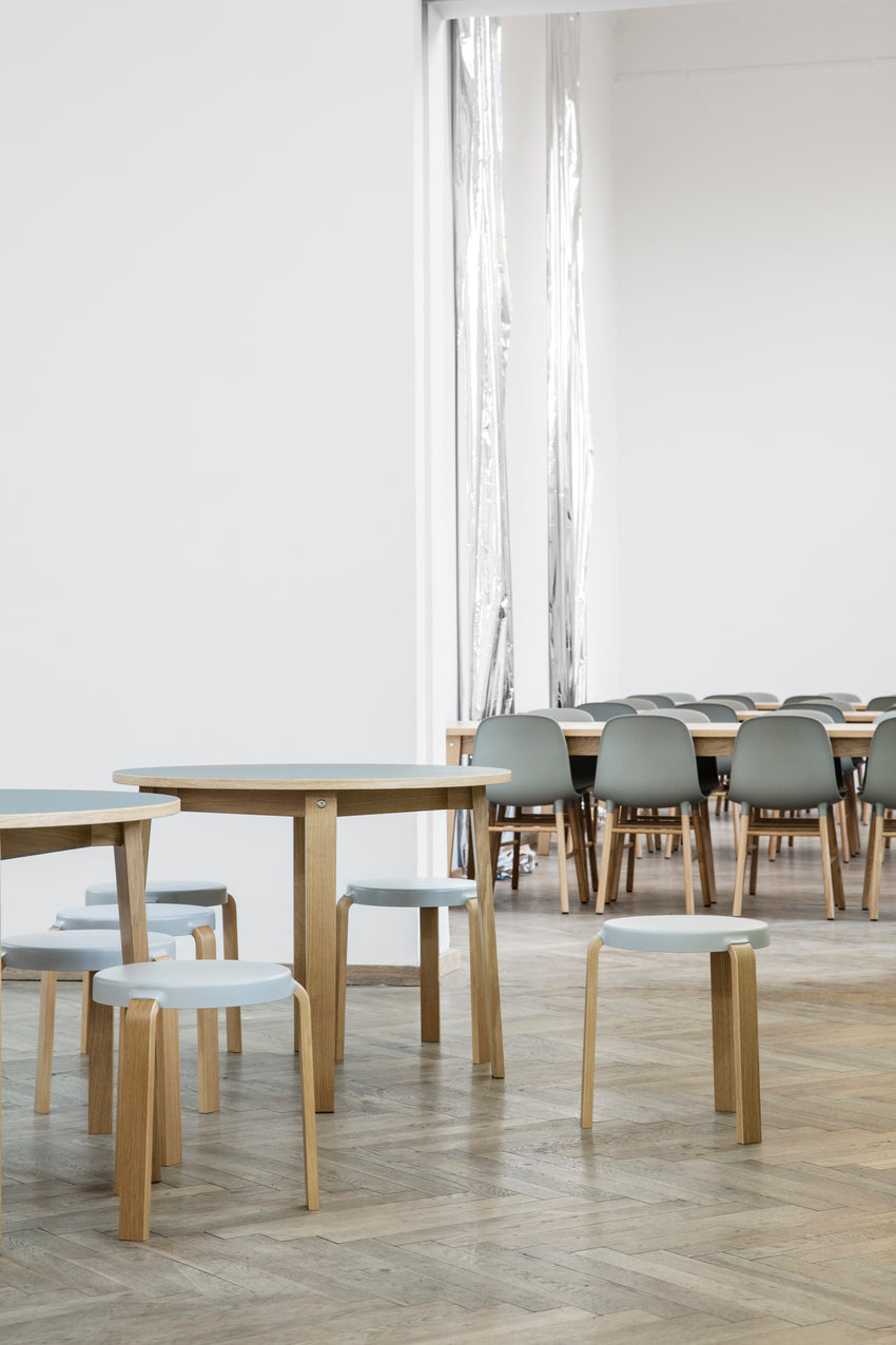 Kávový stolík SLICE LINOEUM dýha z dubu