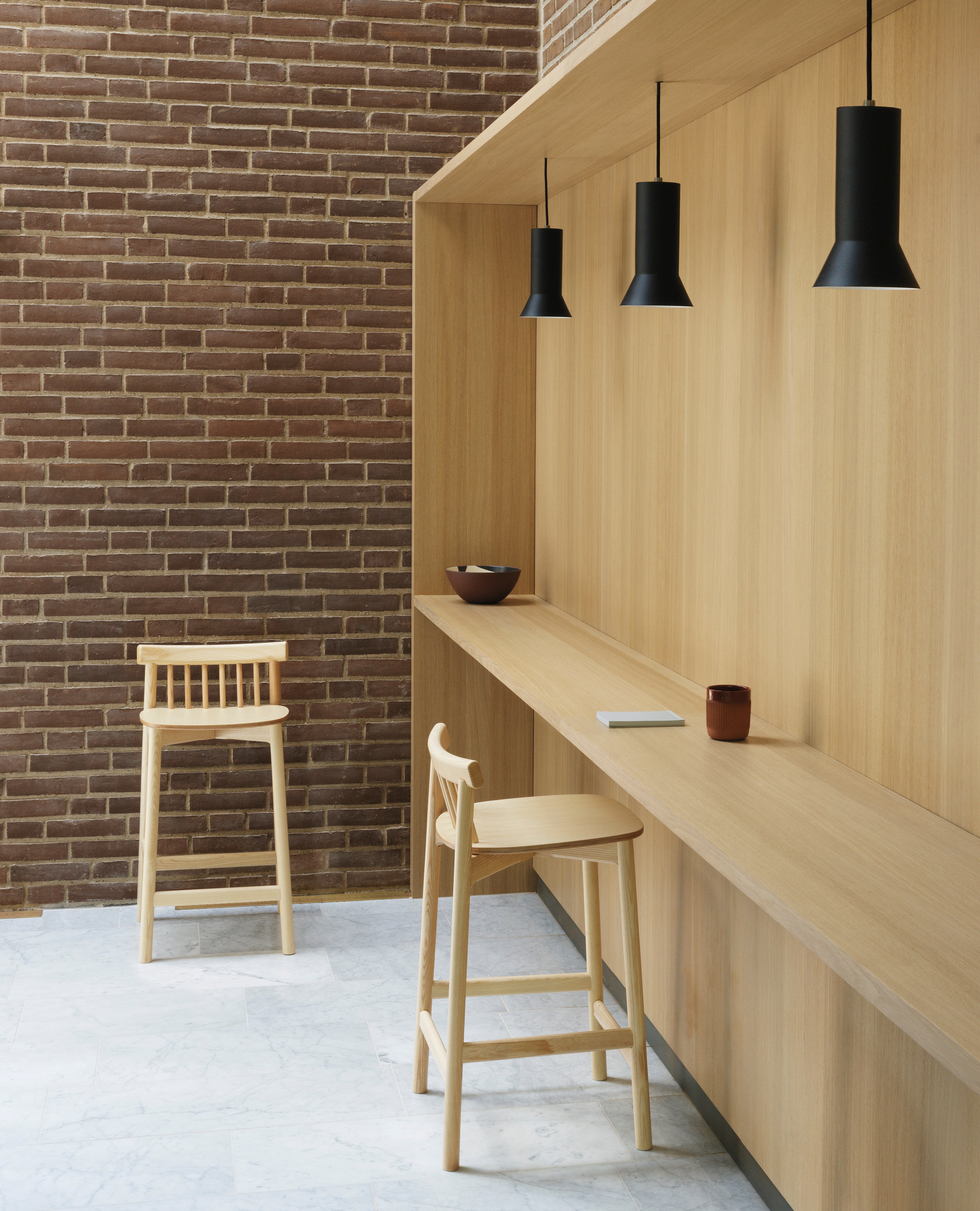 Závesná lampa HAT čierna