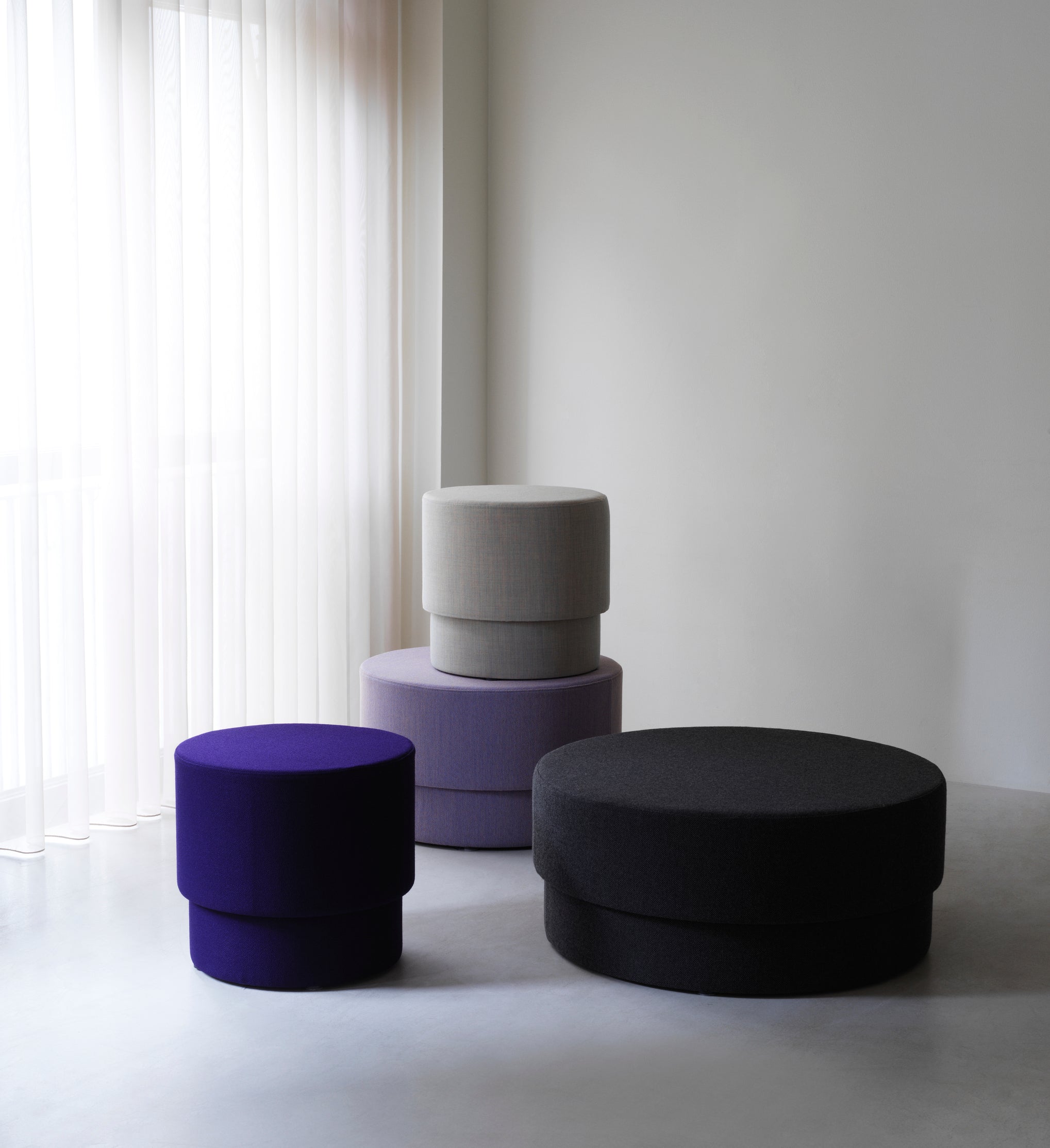Upholstered pouf