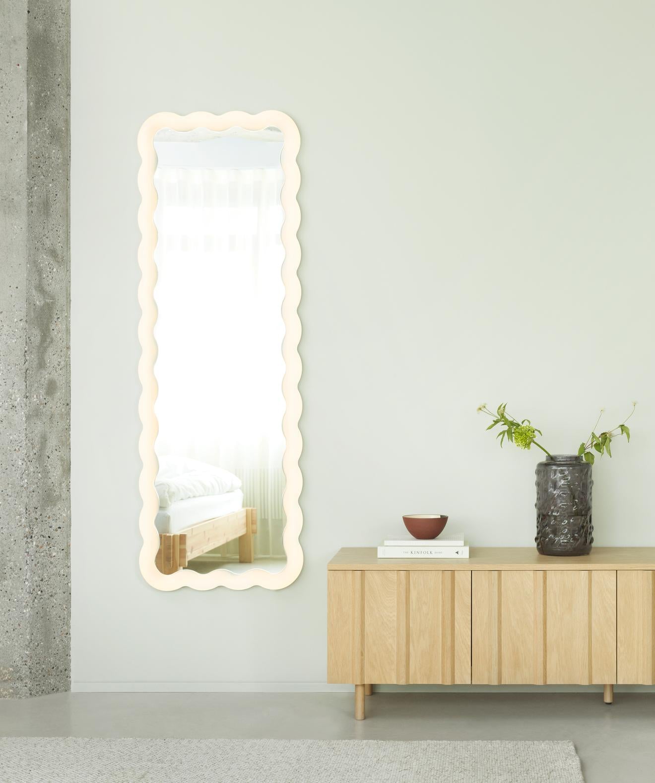 Chest of drawers with RIB drawers oak veneer