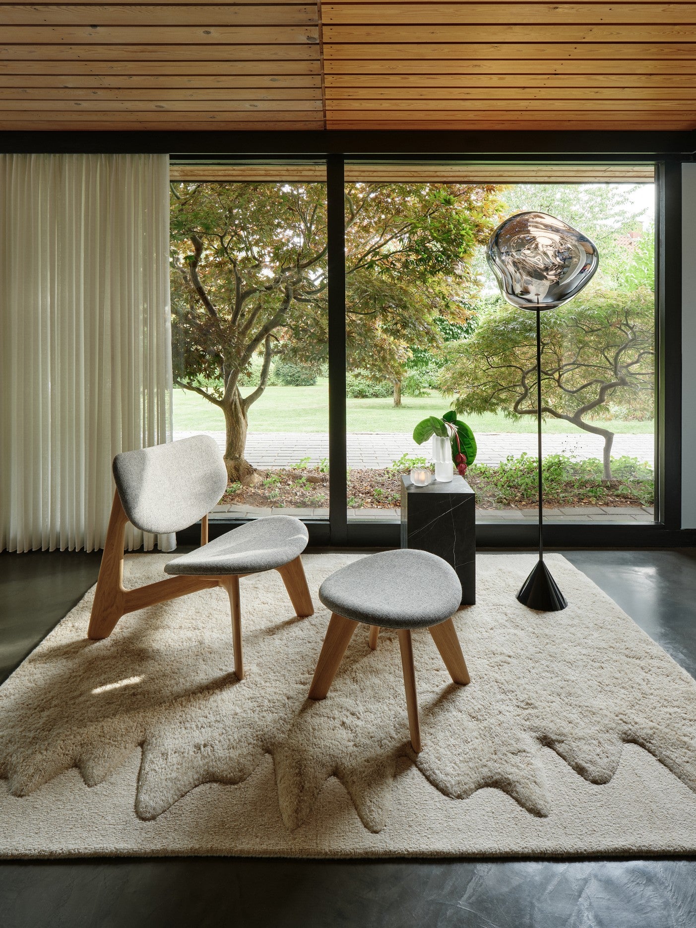 SLAB Armchair Gray with Oak Base