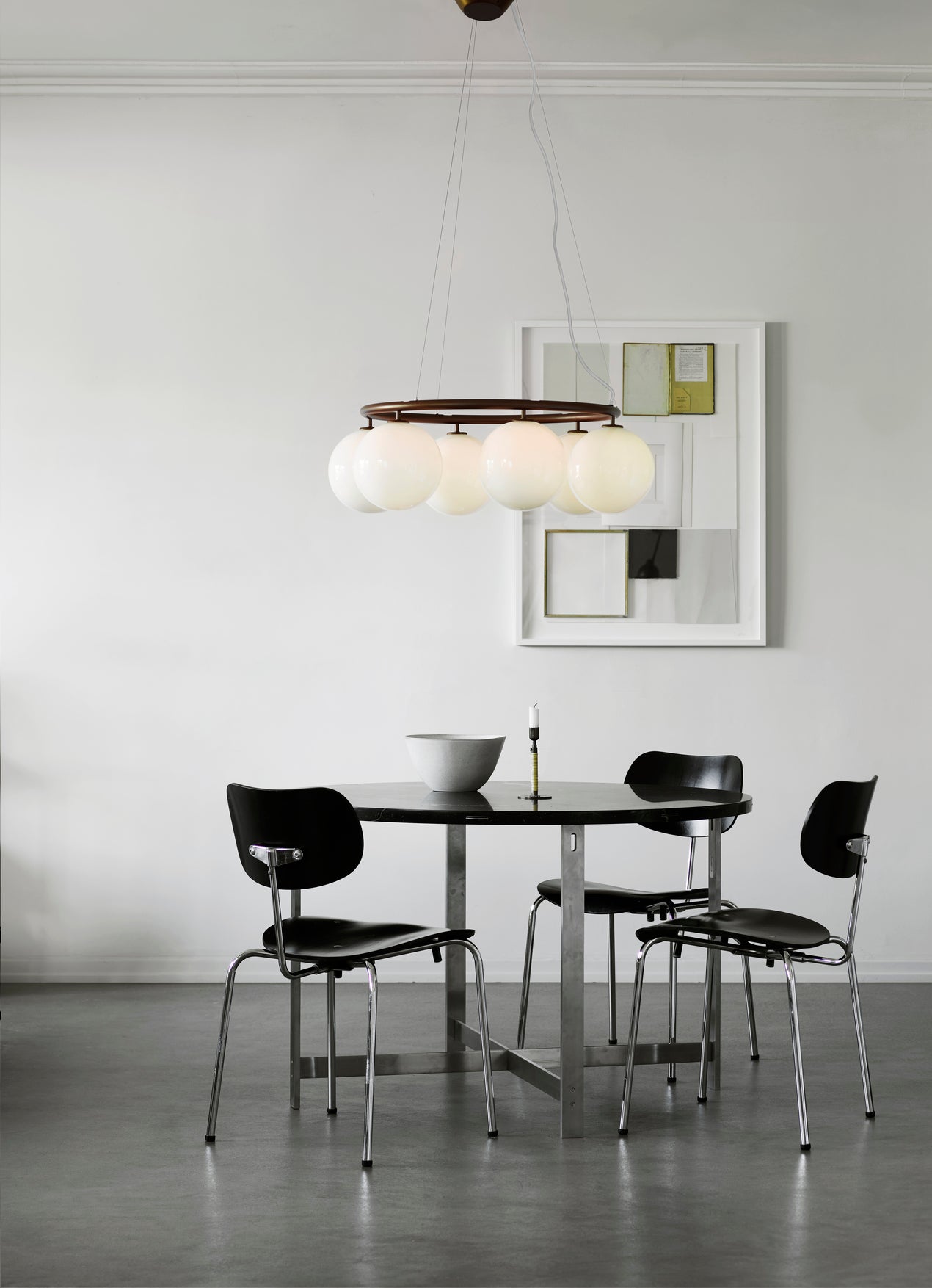 Závesná lampa MIIRA 6 CIRCULAR tmavohnedá s opálovým sklom