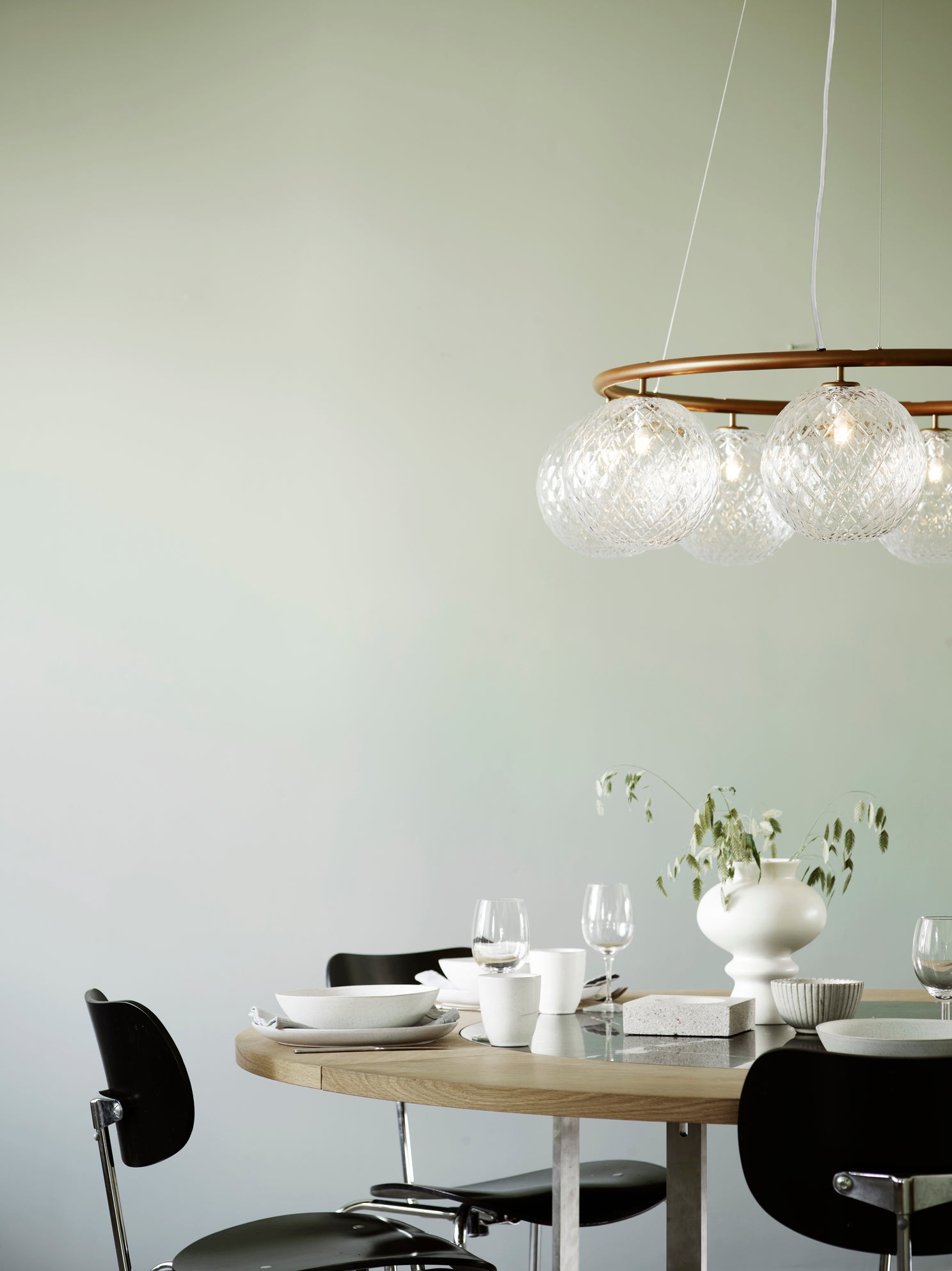 Závesná lampa MIIRA 8 CIRCULAR tmavohnedá s priehľadným sklom