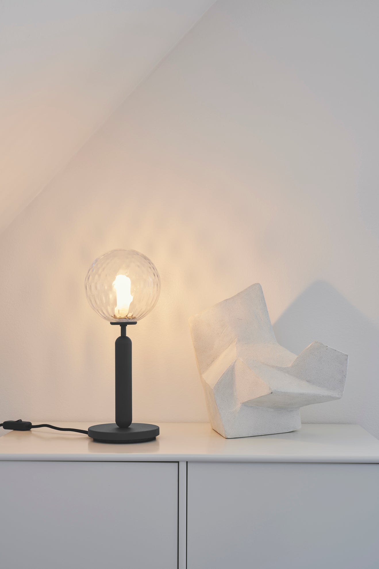 Stolná lampa MIIRA grafitová s transparentným sklom