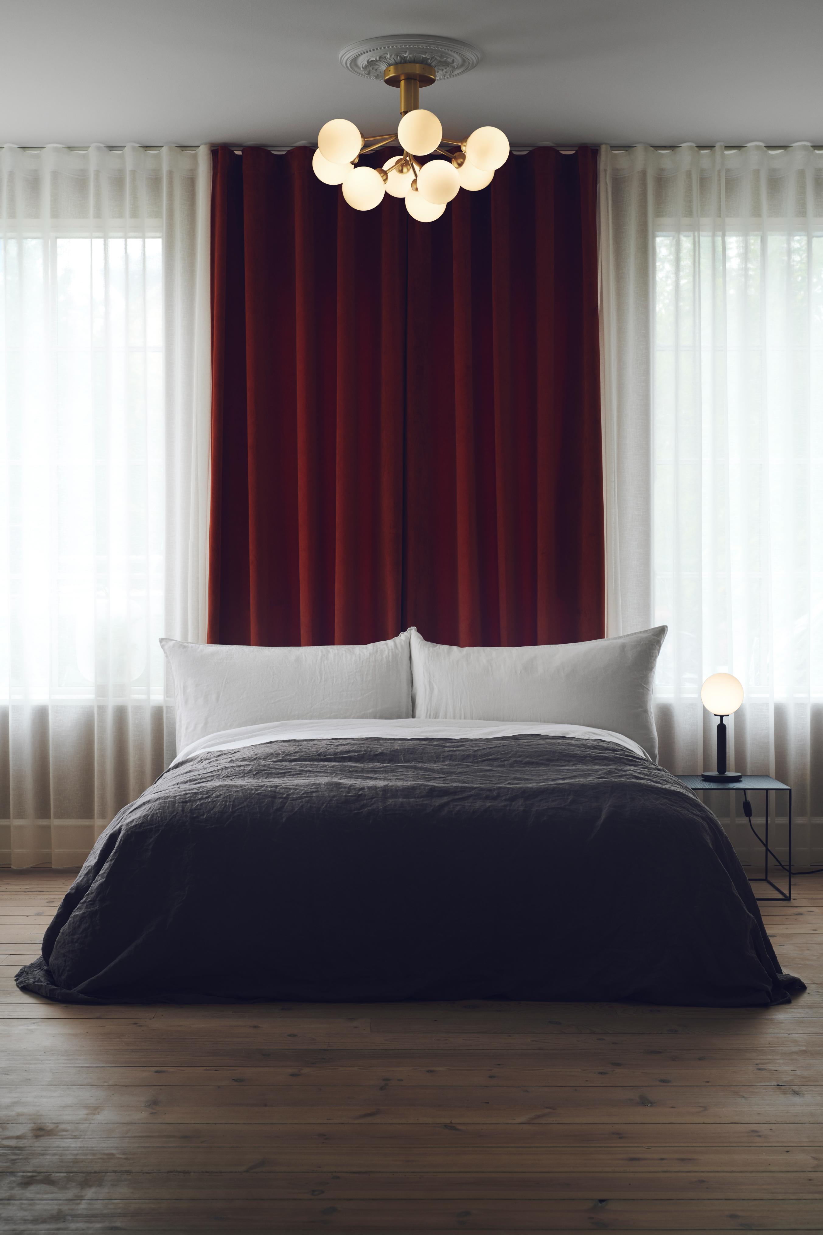 Lampa stropná APIALES 9 mosadzná s opálovým sklom [Antonina] [Amelia spr]