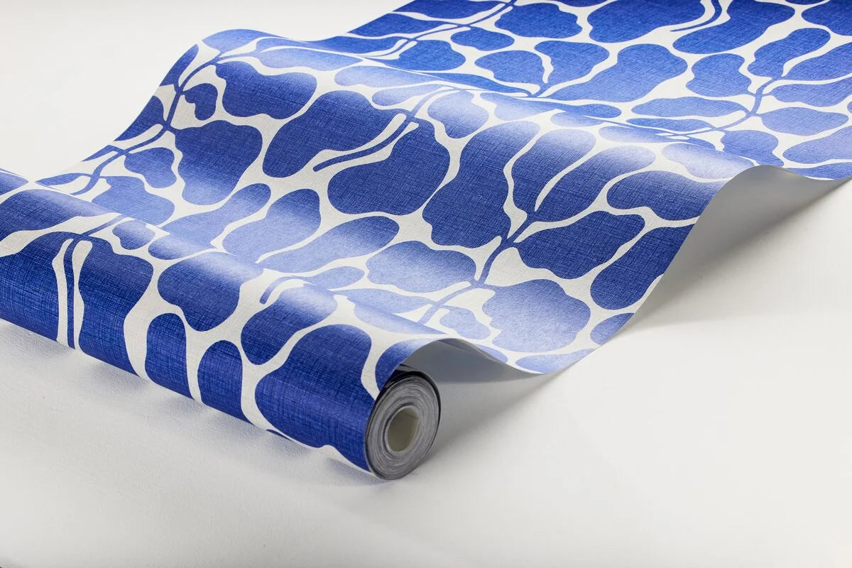 Tapeta z flizelínu s rastlinným vzorom MOJA TAJNÁ ZÁHRADA modrá s bielou