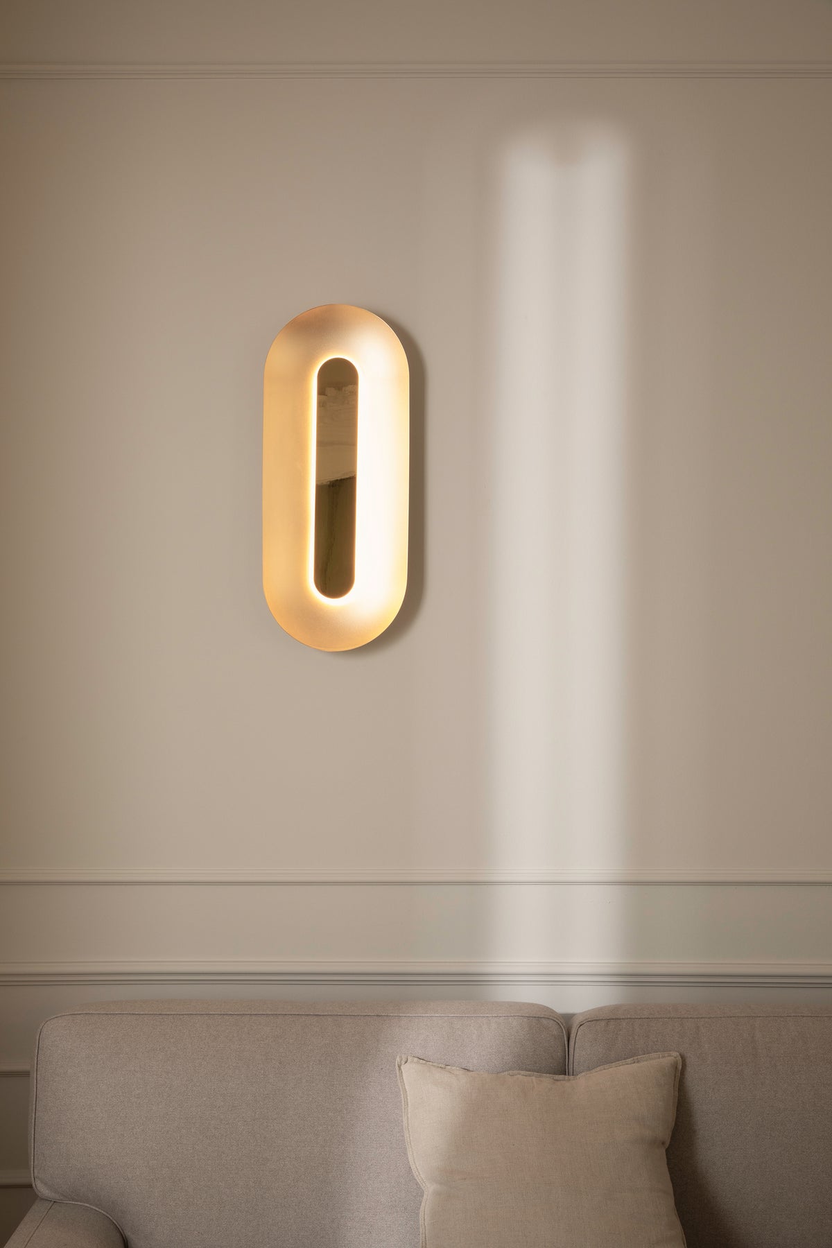Nástenná lampa SASI mosadzná