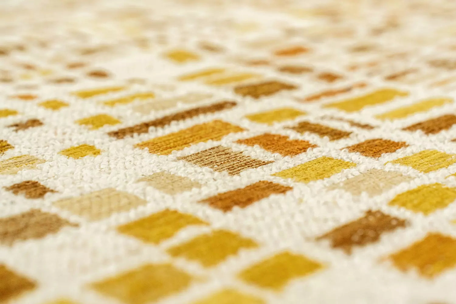 Koberec CUBIK béžový s oranžovou a žltou