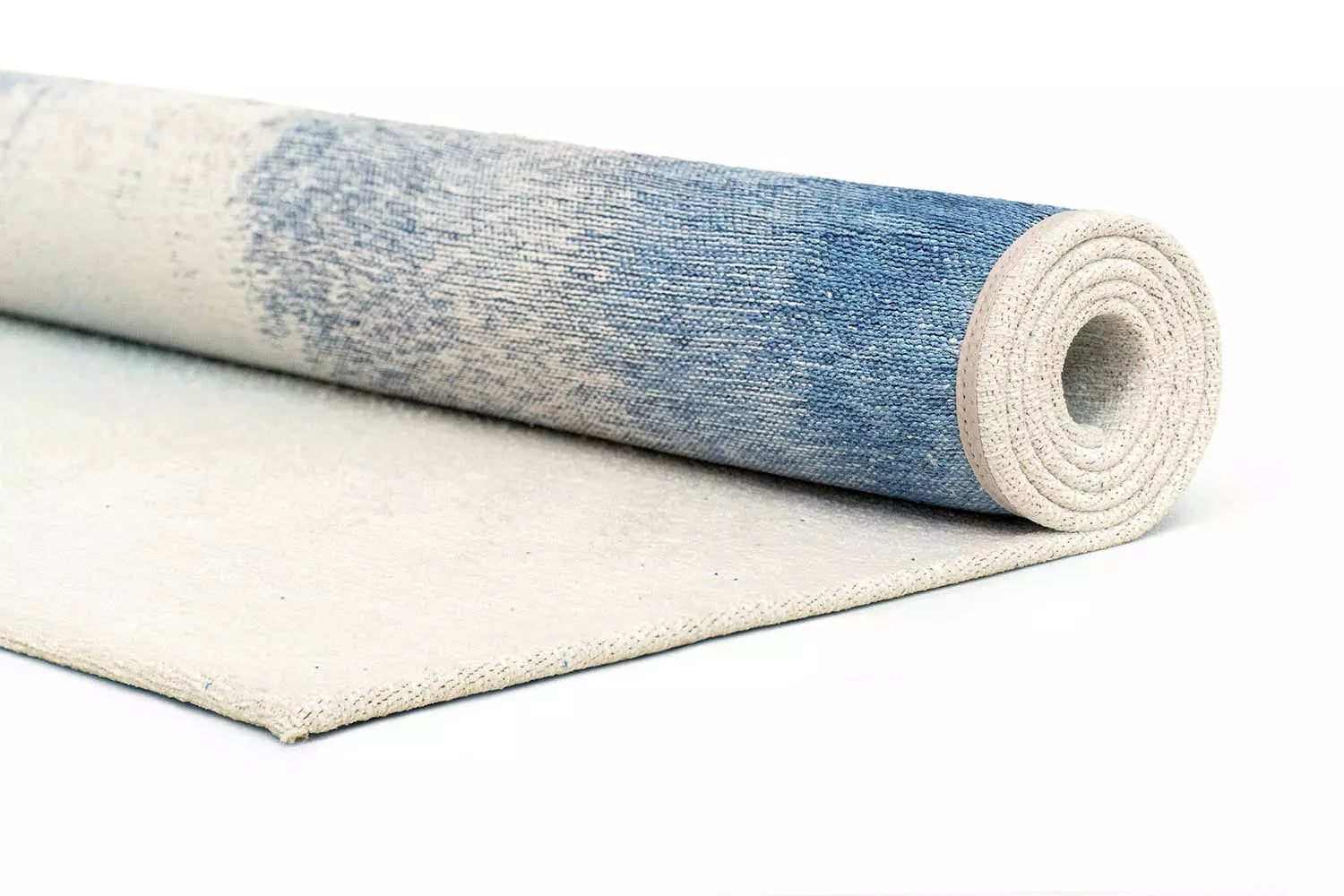 DROP rug white with blue