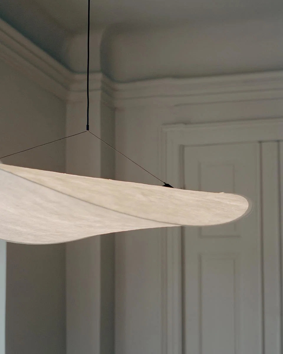 Závesná lampa TENSE biela