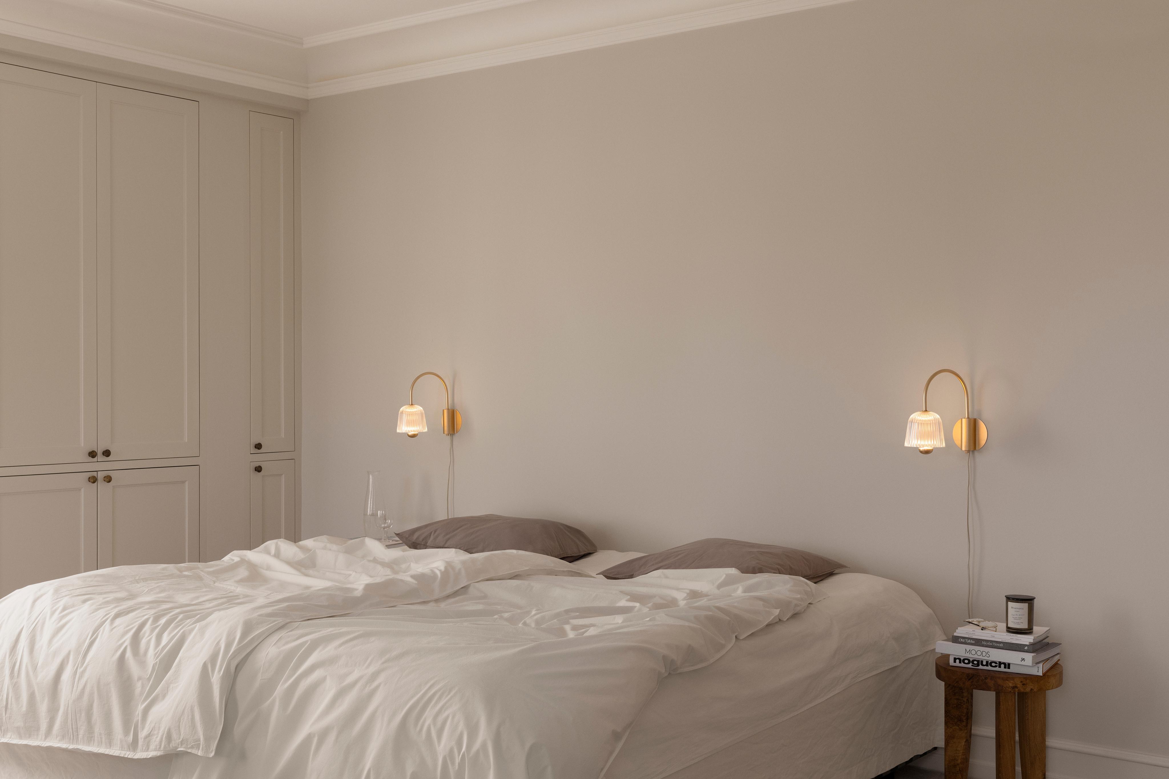 Nástenná lampa ASTEEA zlatá s transparentnou