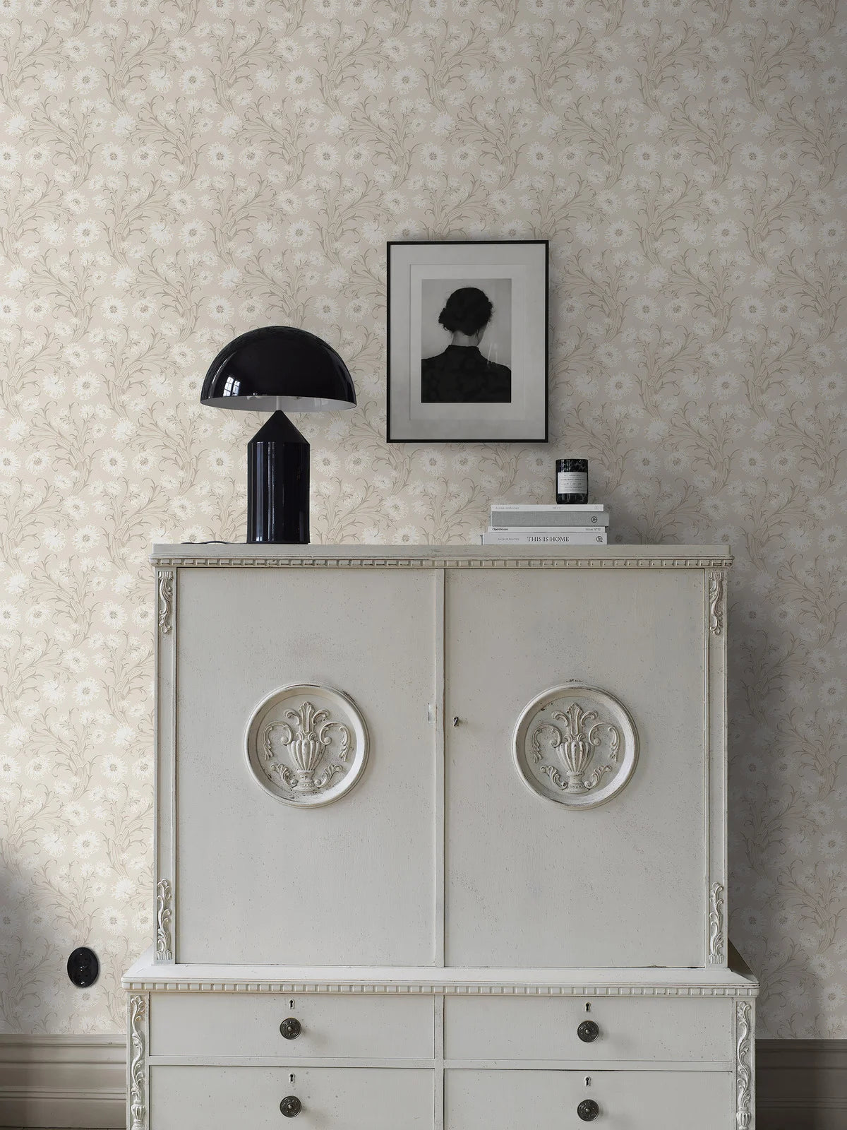 Beige floral patterned wallpaper with white Poppy Flow design