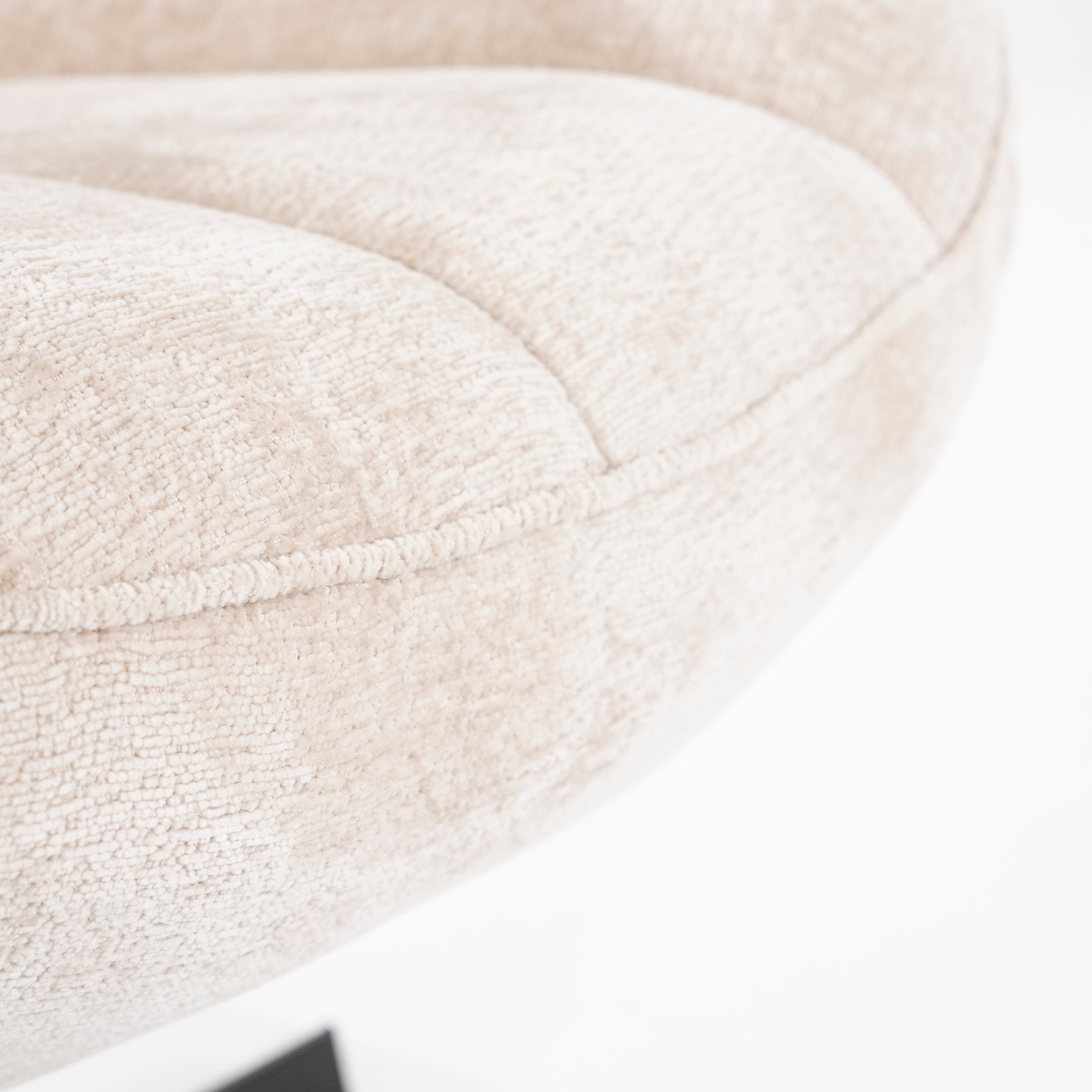 Derby Armchair Beige