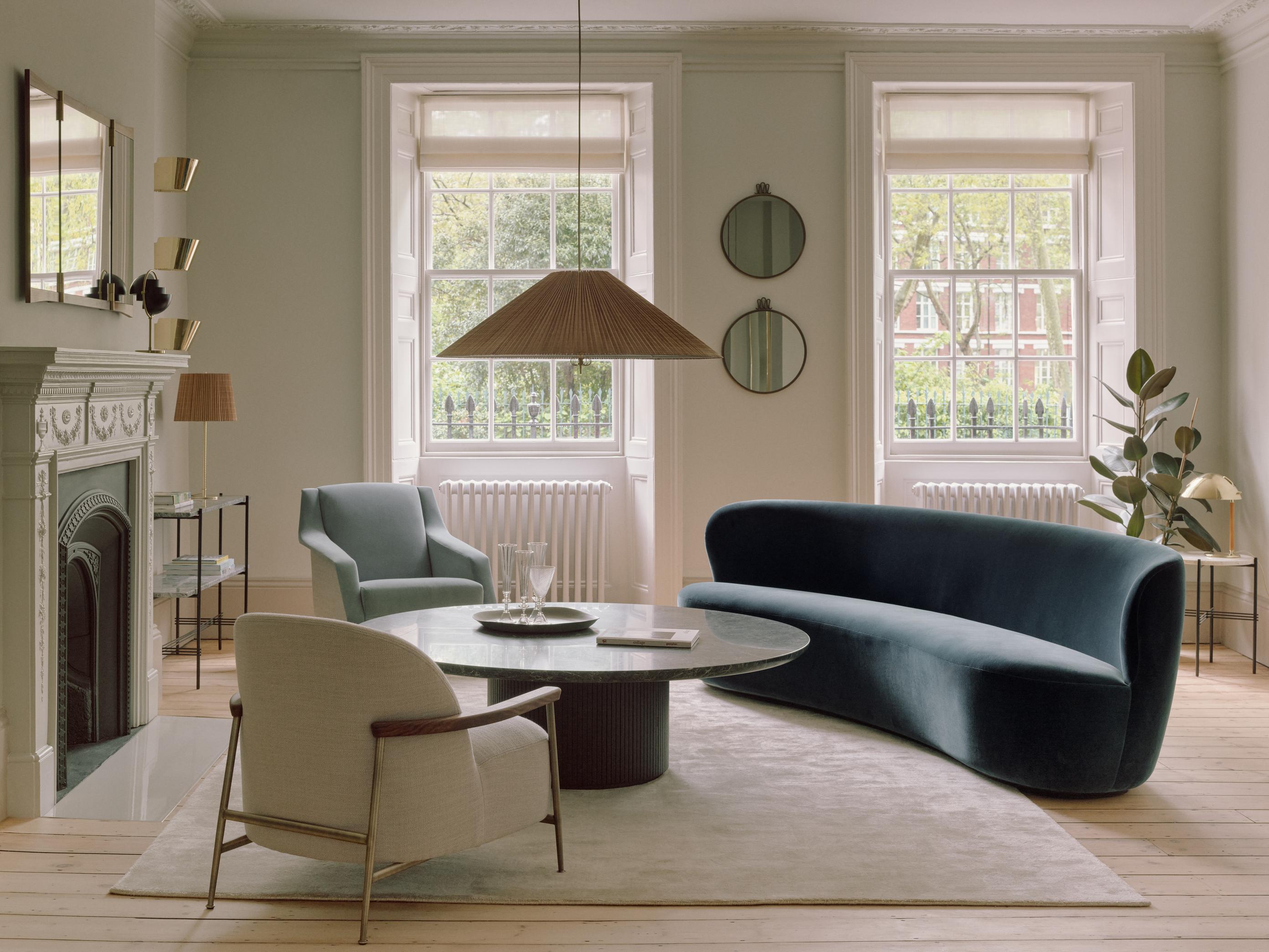 Kávový stolík MOON čierny dubový dyha