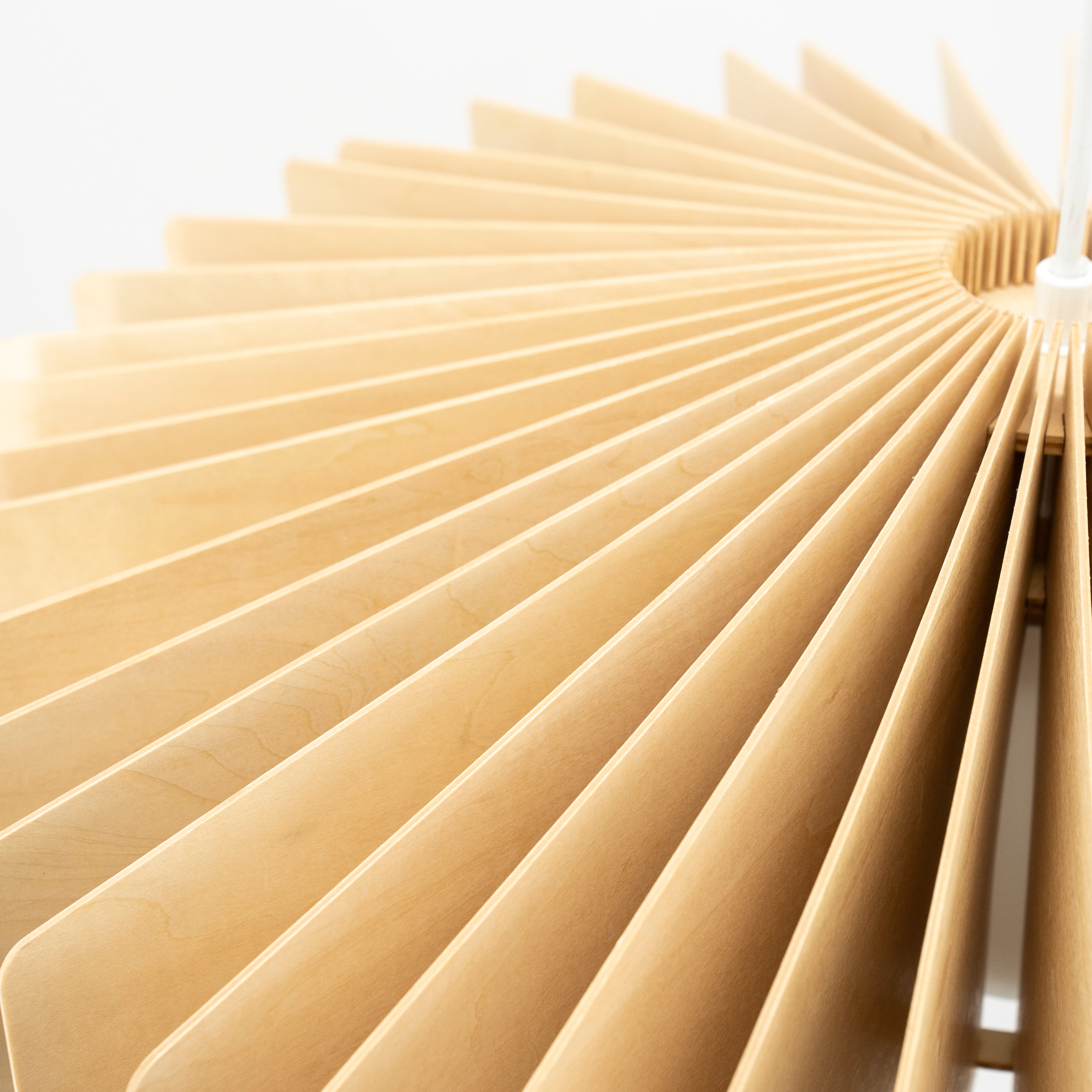 Závesná lampa MELLER drevo