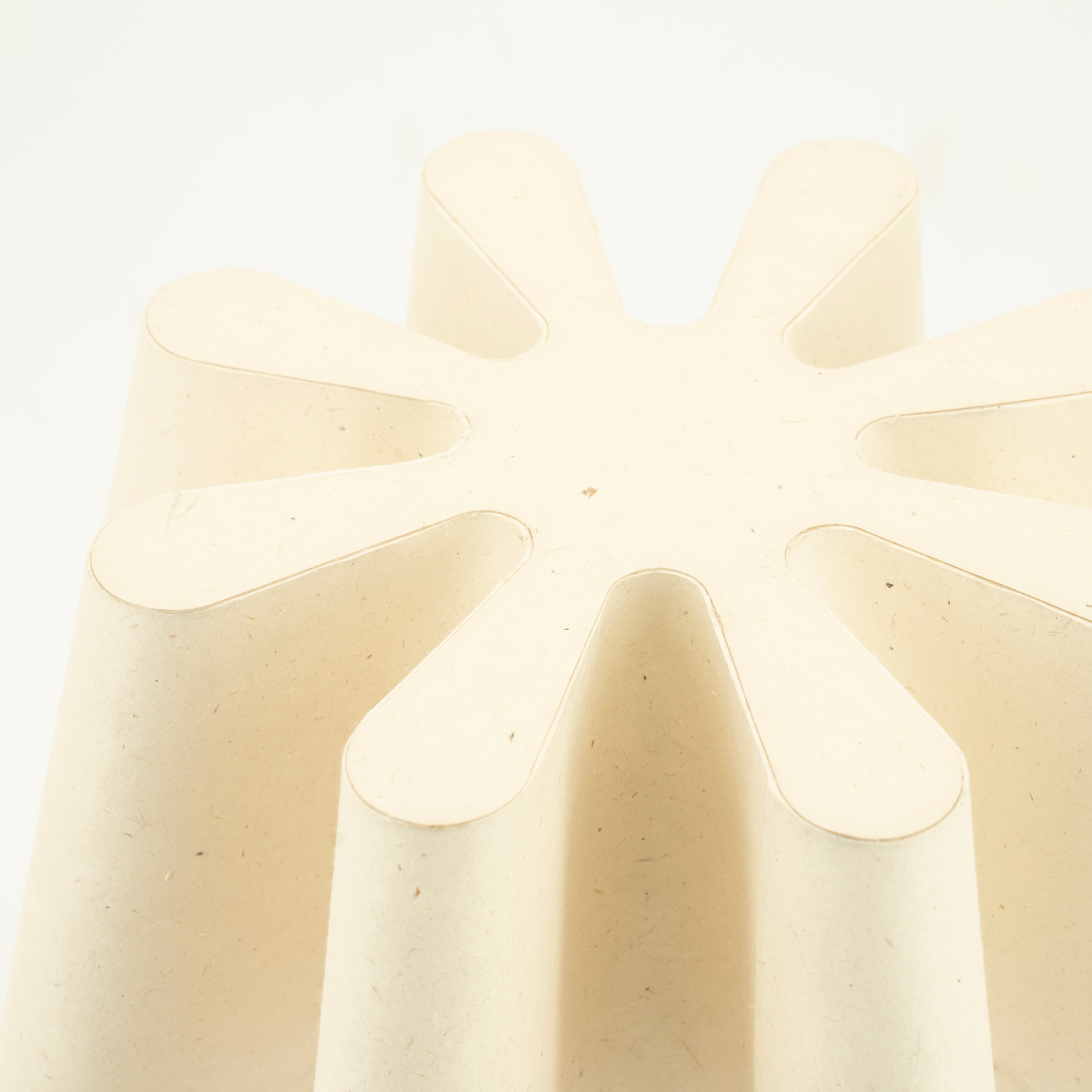 Stolná lampa MEANDER béžová