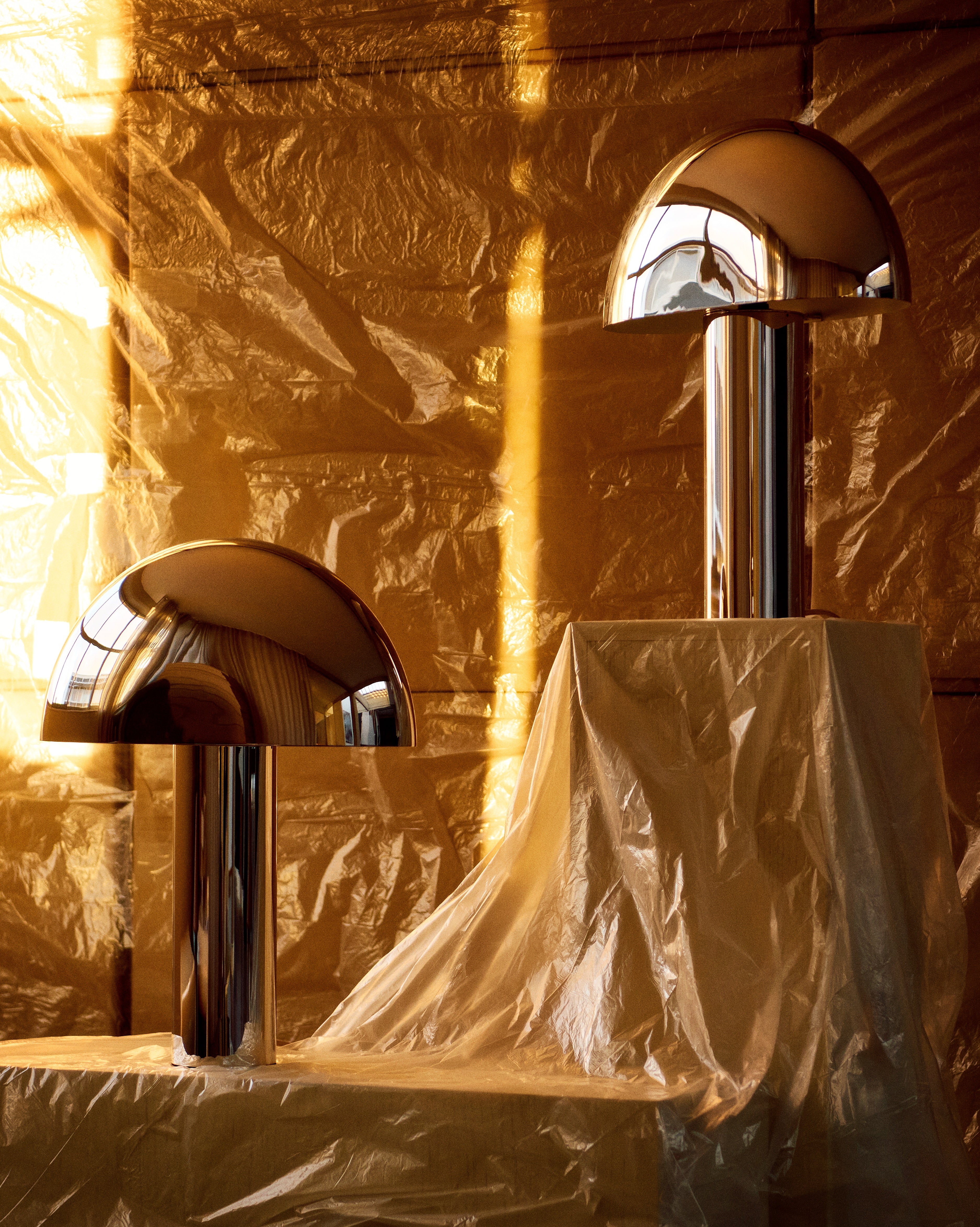 Stolná lampa AGLOW niklová