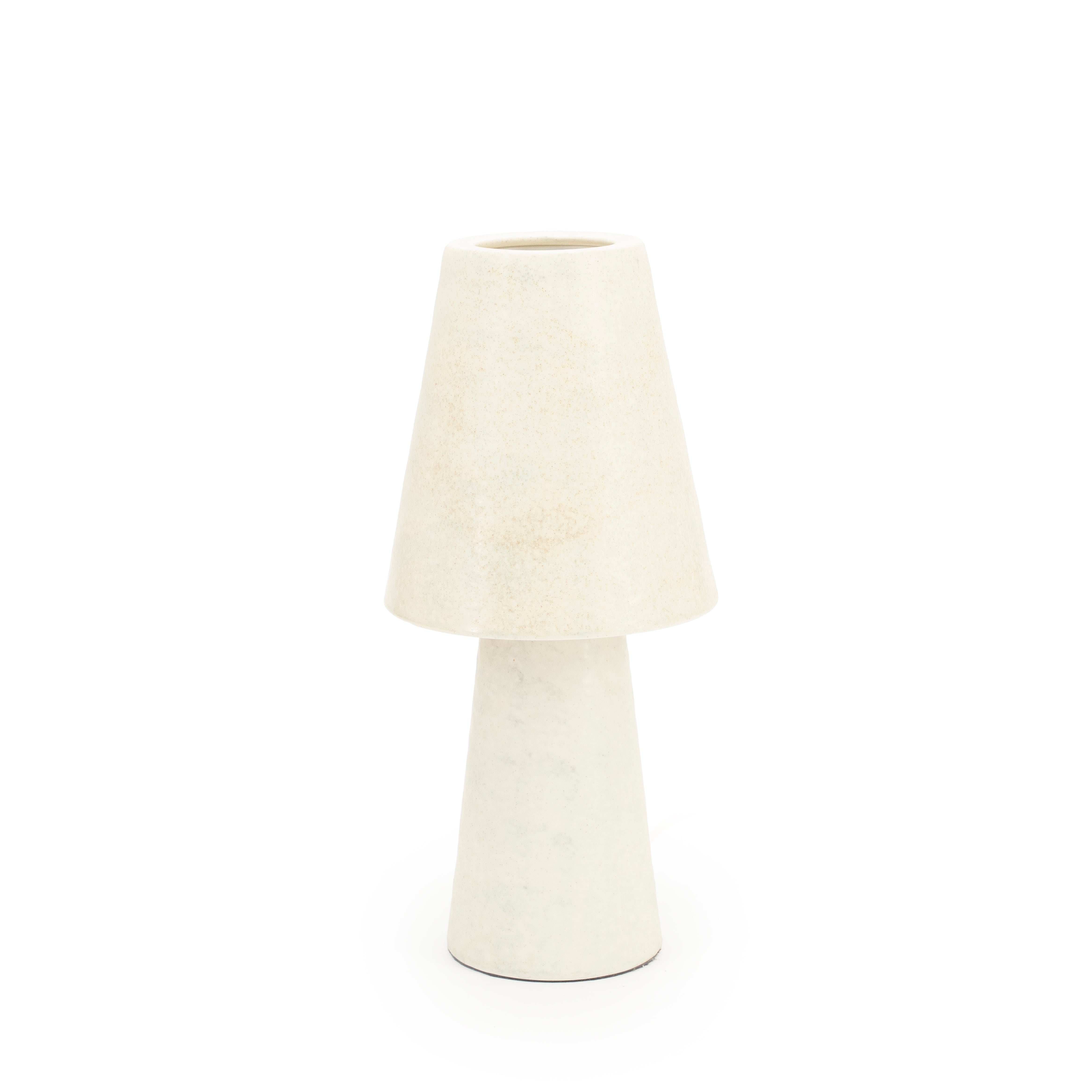 CLAYTON cream table lamp
