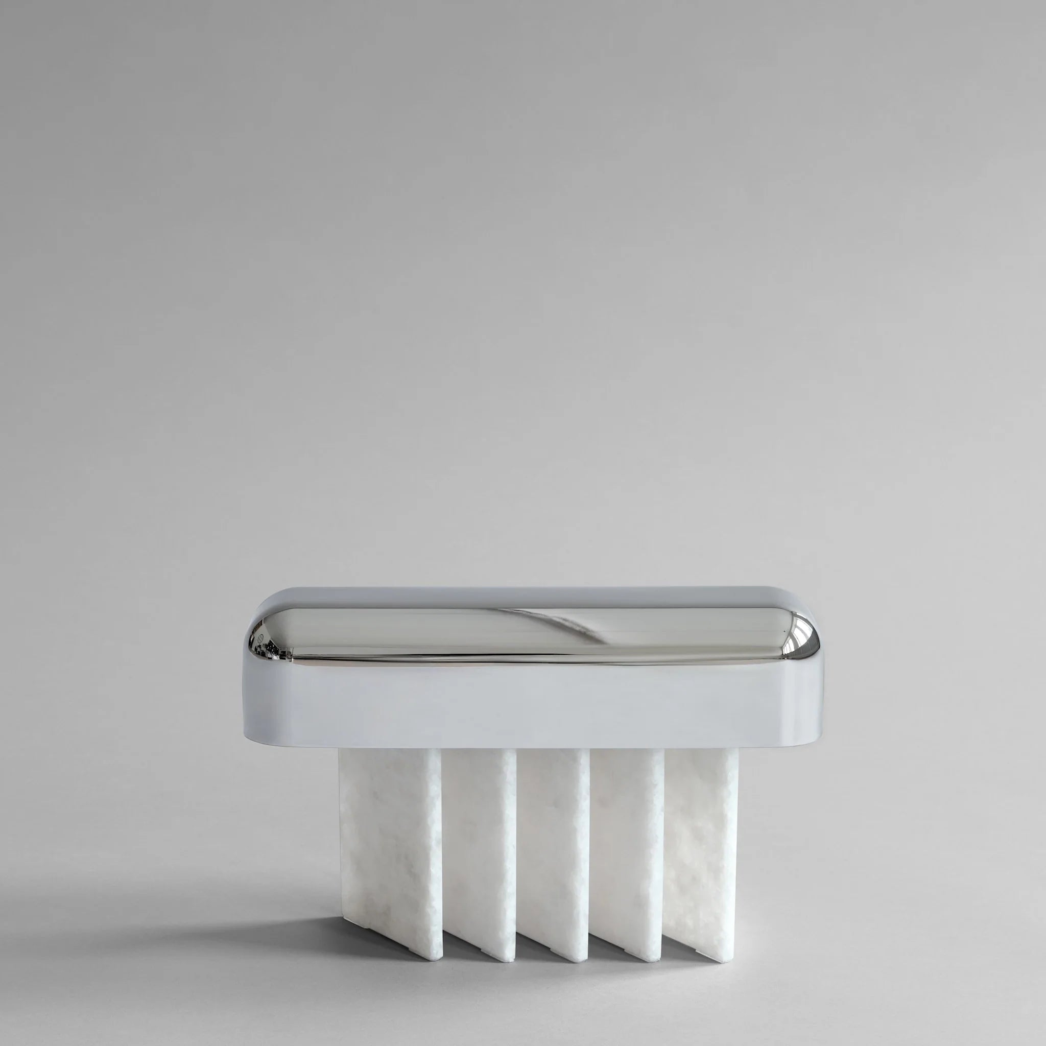 Prenosná lampa BEETLE biely mramor