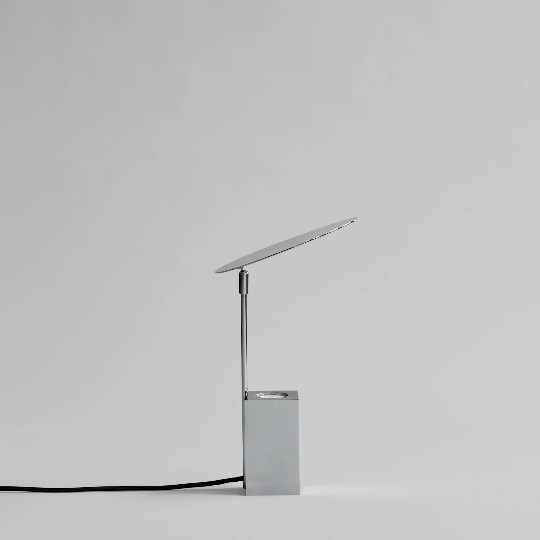 Reflect chrome table lamp