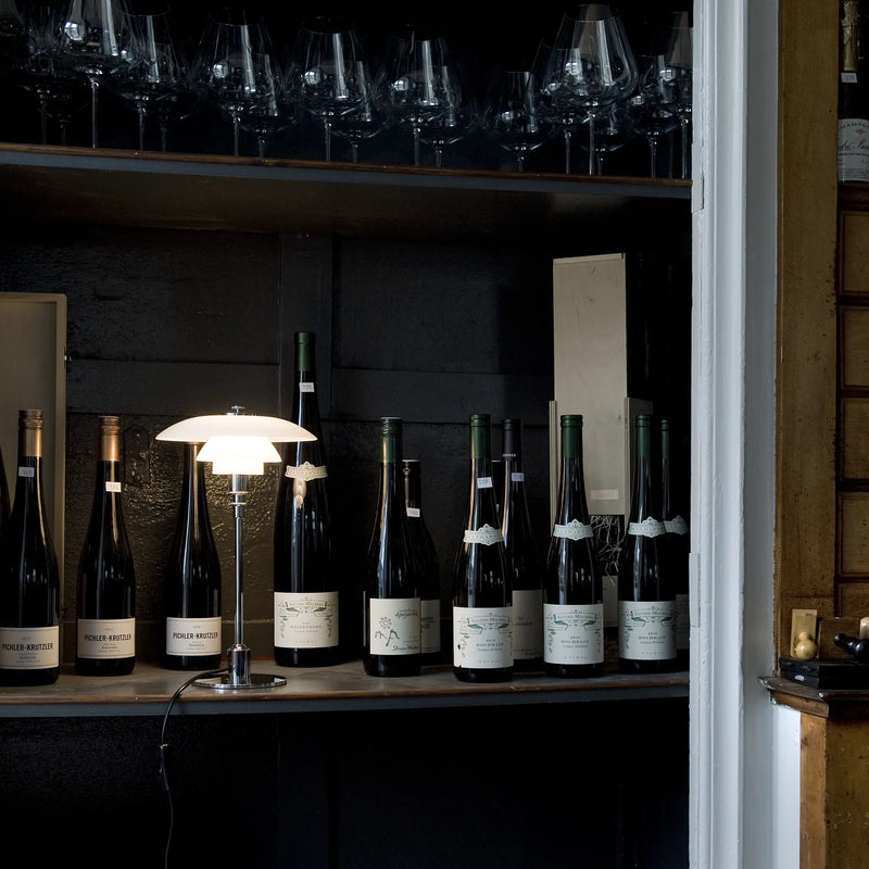 Stolná lampa PH 2/1 biela s chrómovým podstavcom