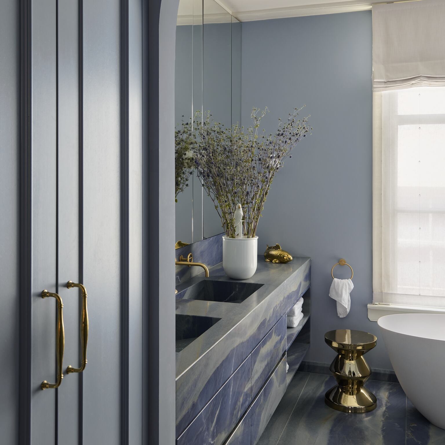 Stolička ZIG ZAG METAL zlatá