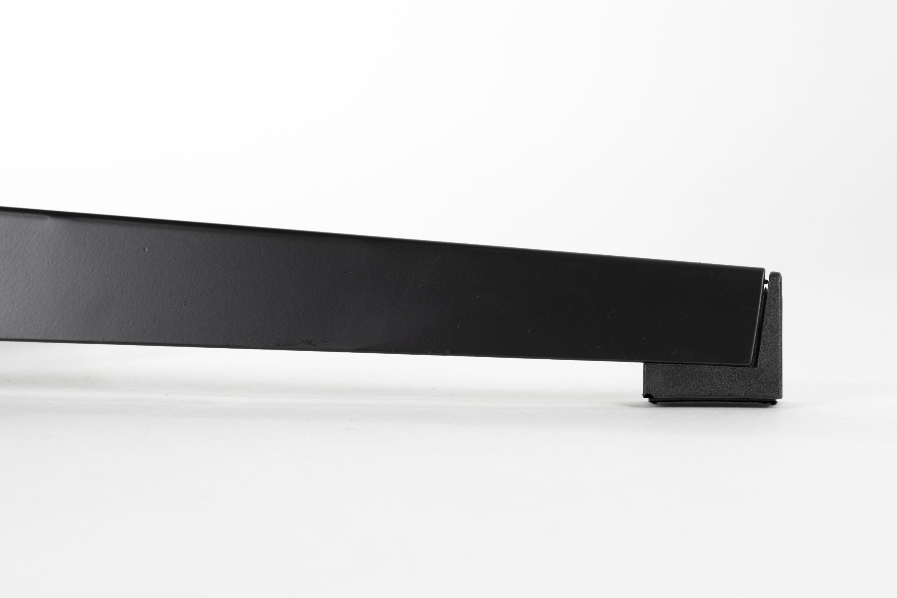 Otáčací kreslo YUKI biele