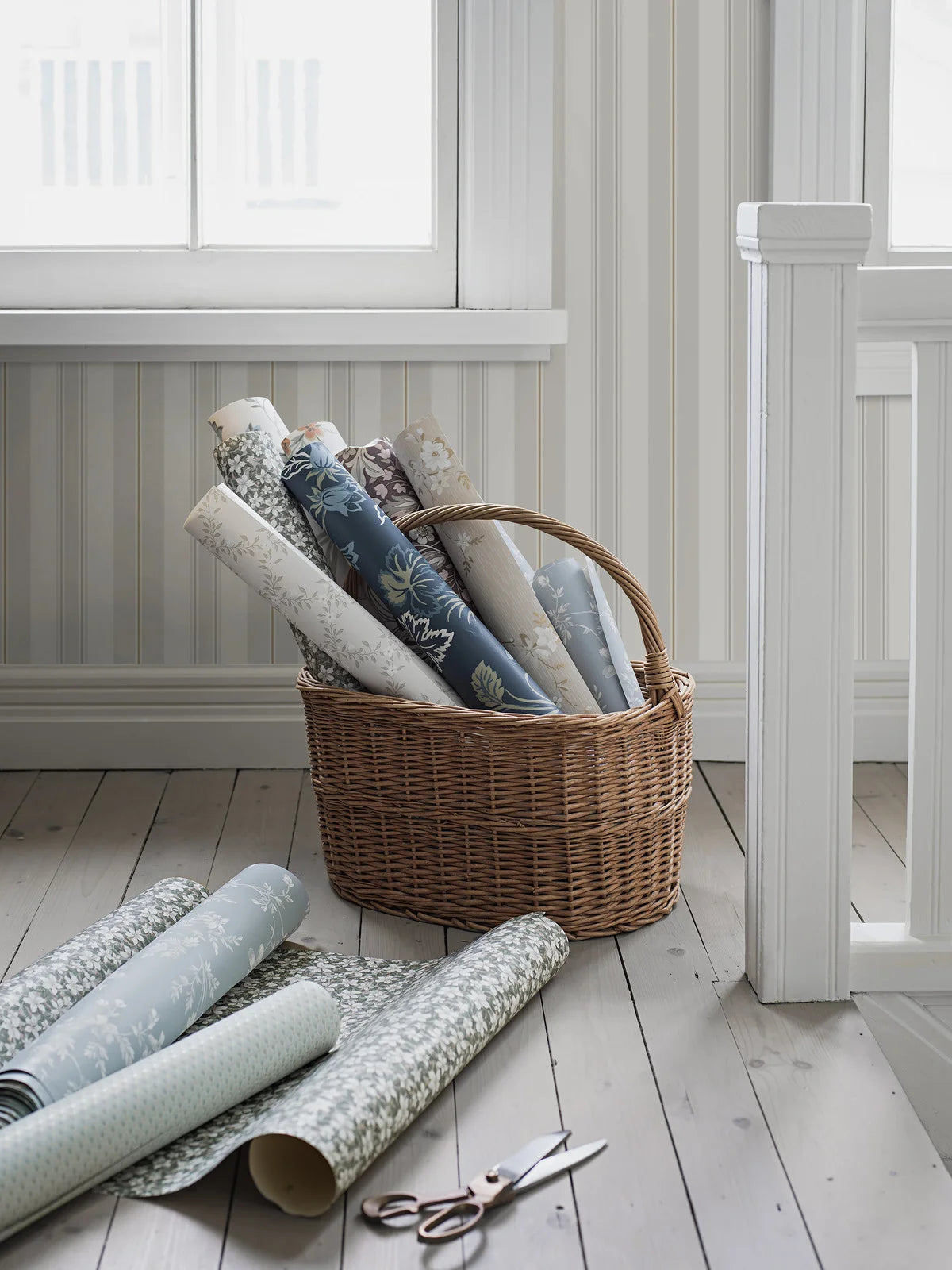 GUSTAF Gray and White Striped Wallpaper