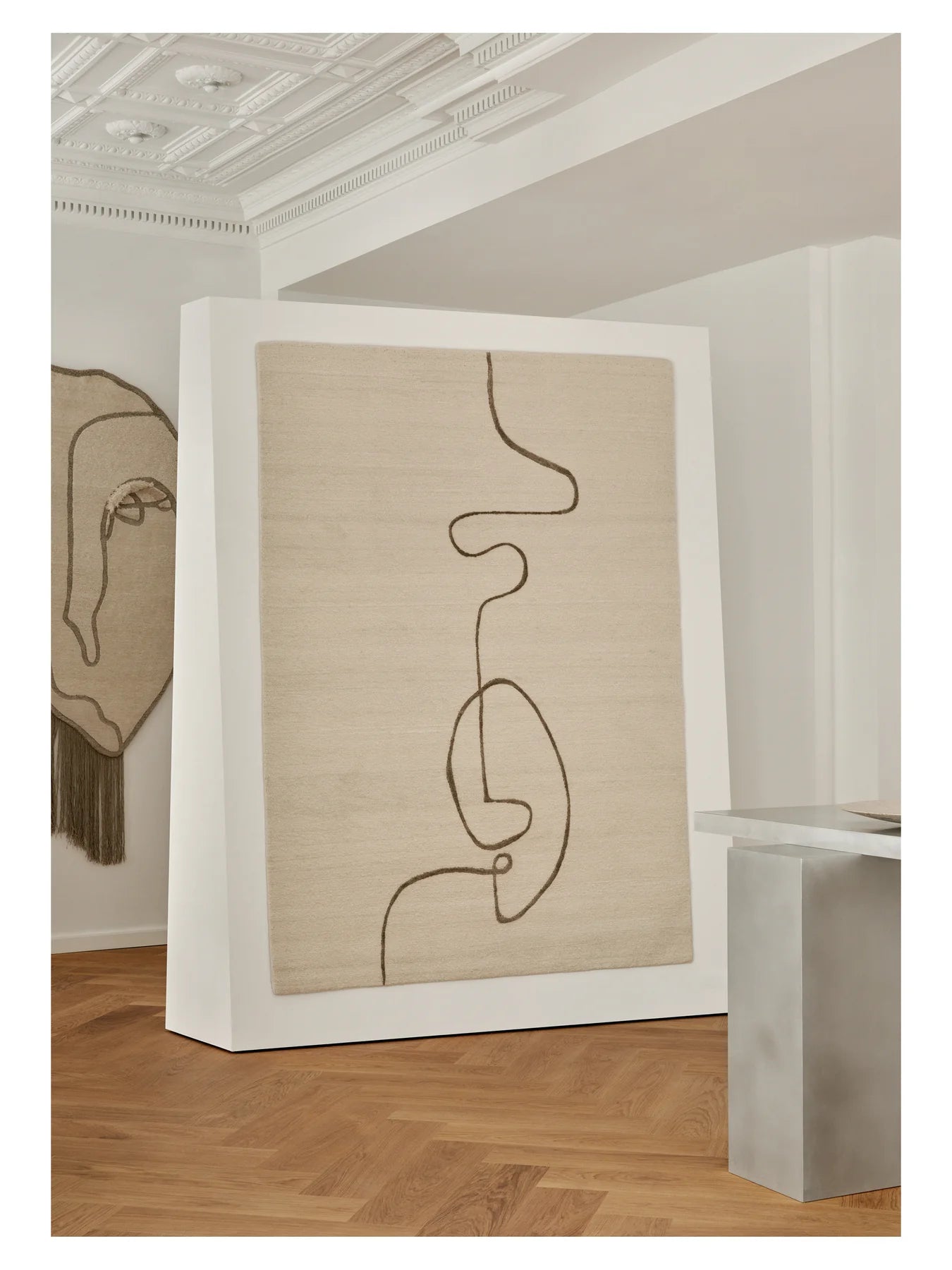 Koberec FACIAL MAZE béžový s vzorom