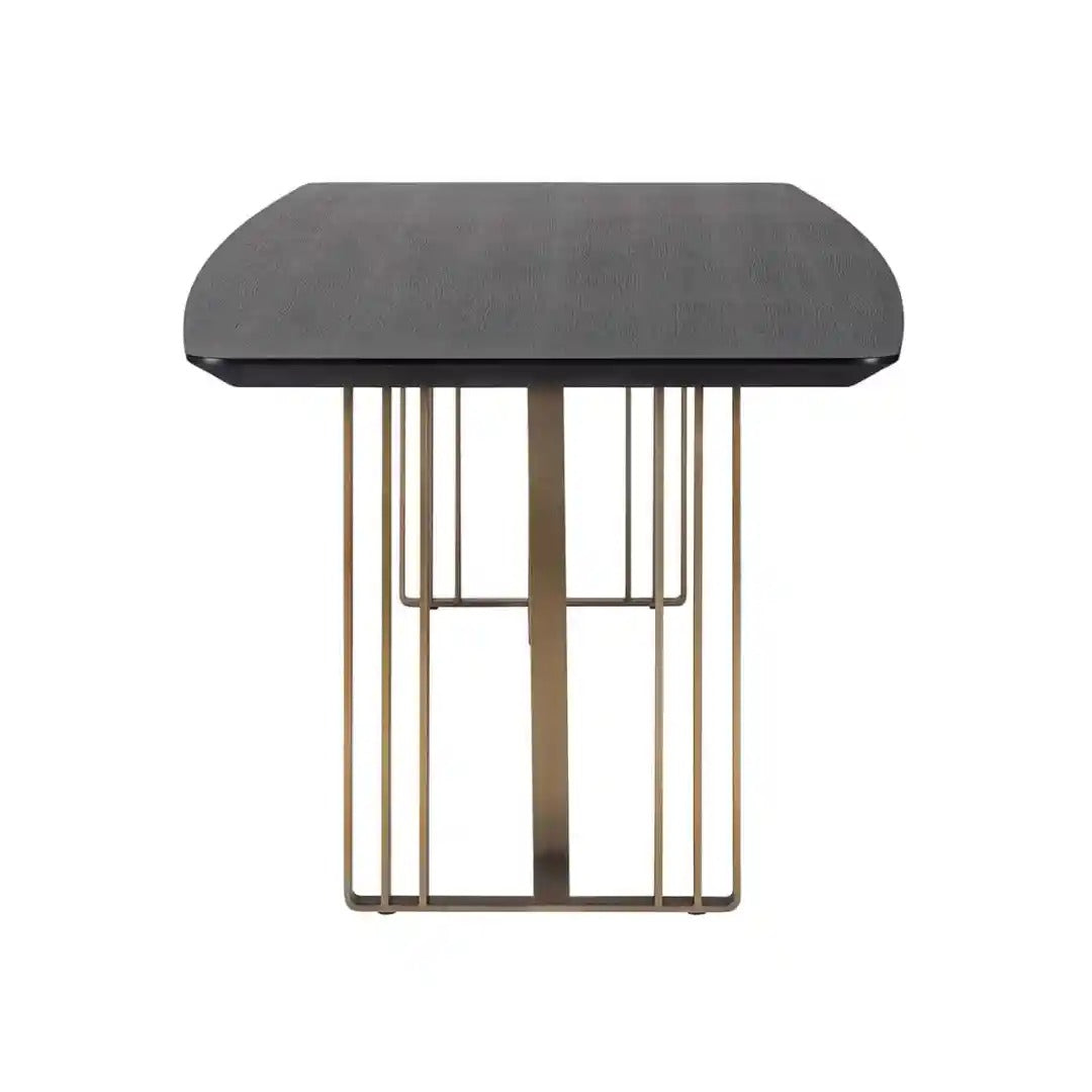 MAVERICK black table with brass base