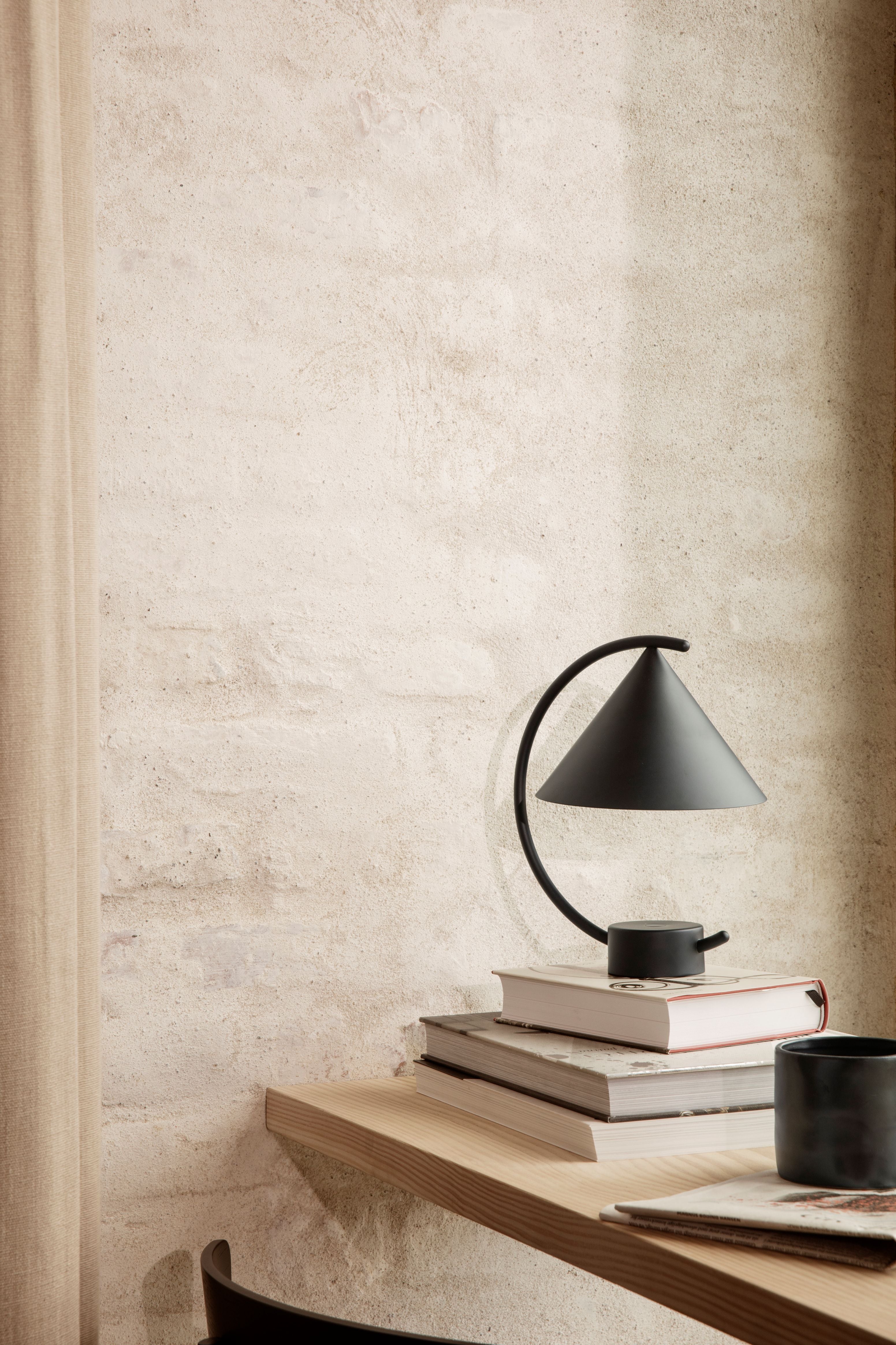 Portable lamp MERIDIAN black