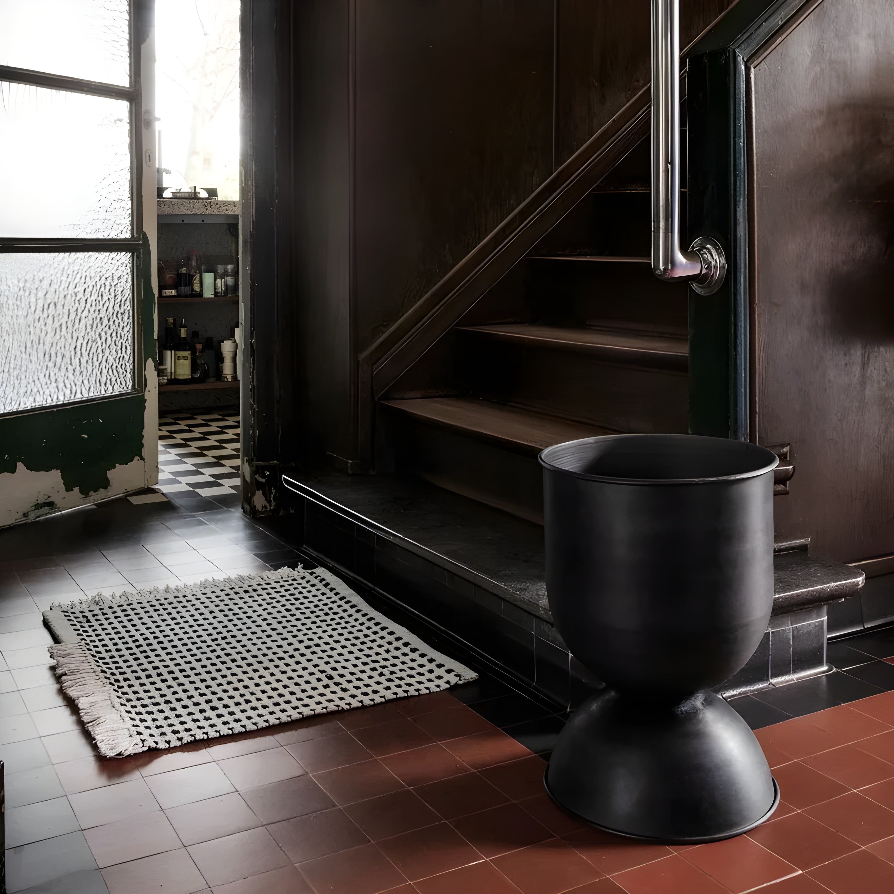 WAY rug in broken white with blue dots