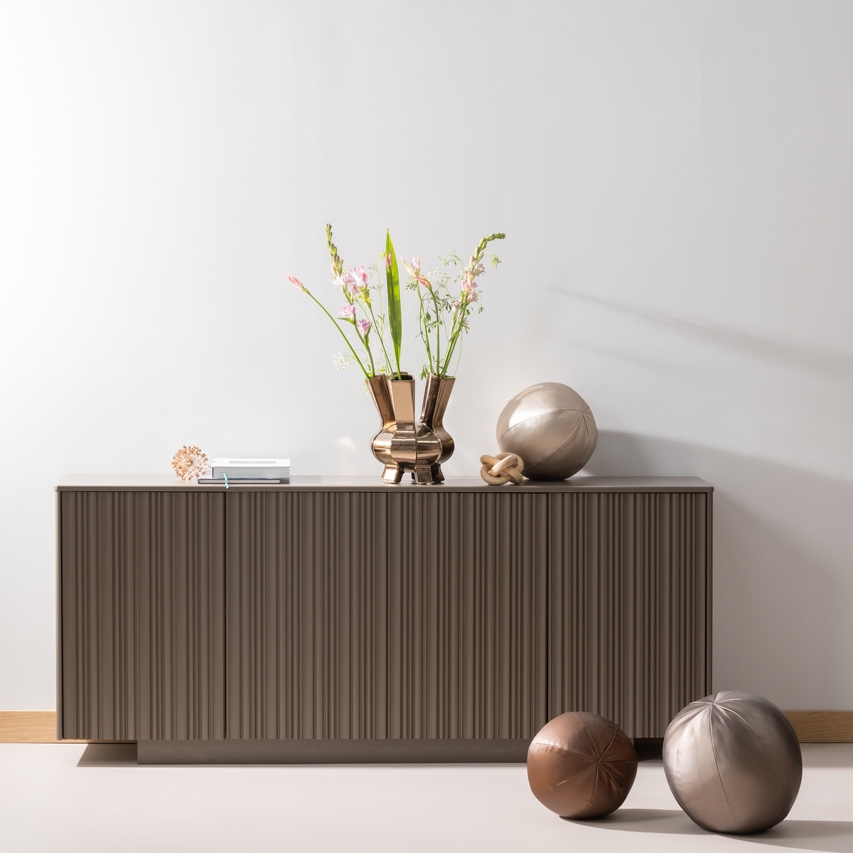 Komoda NOVA 200 cm truflowy brąz – ujęcie 2