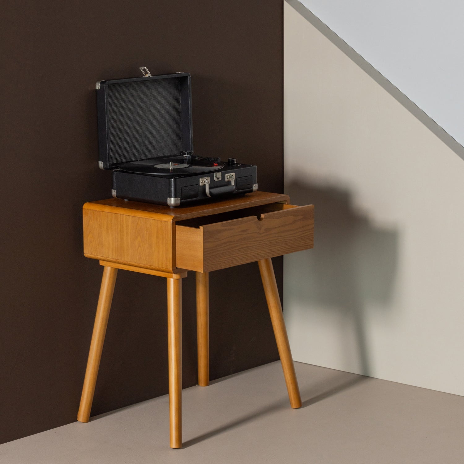 NELO Nightstand Brown