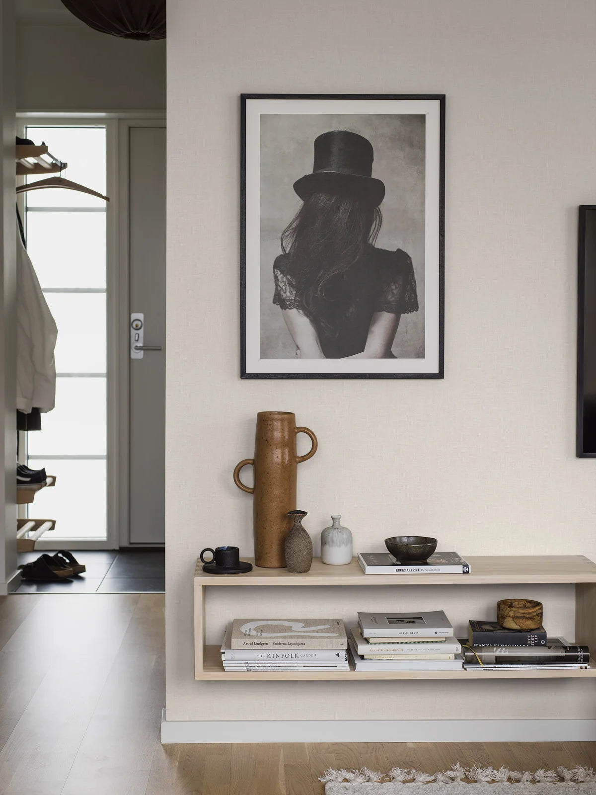 Structural paper fleece wallpaper VEGA light beige