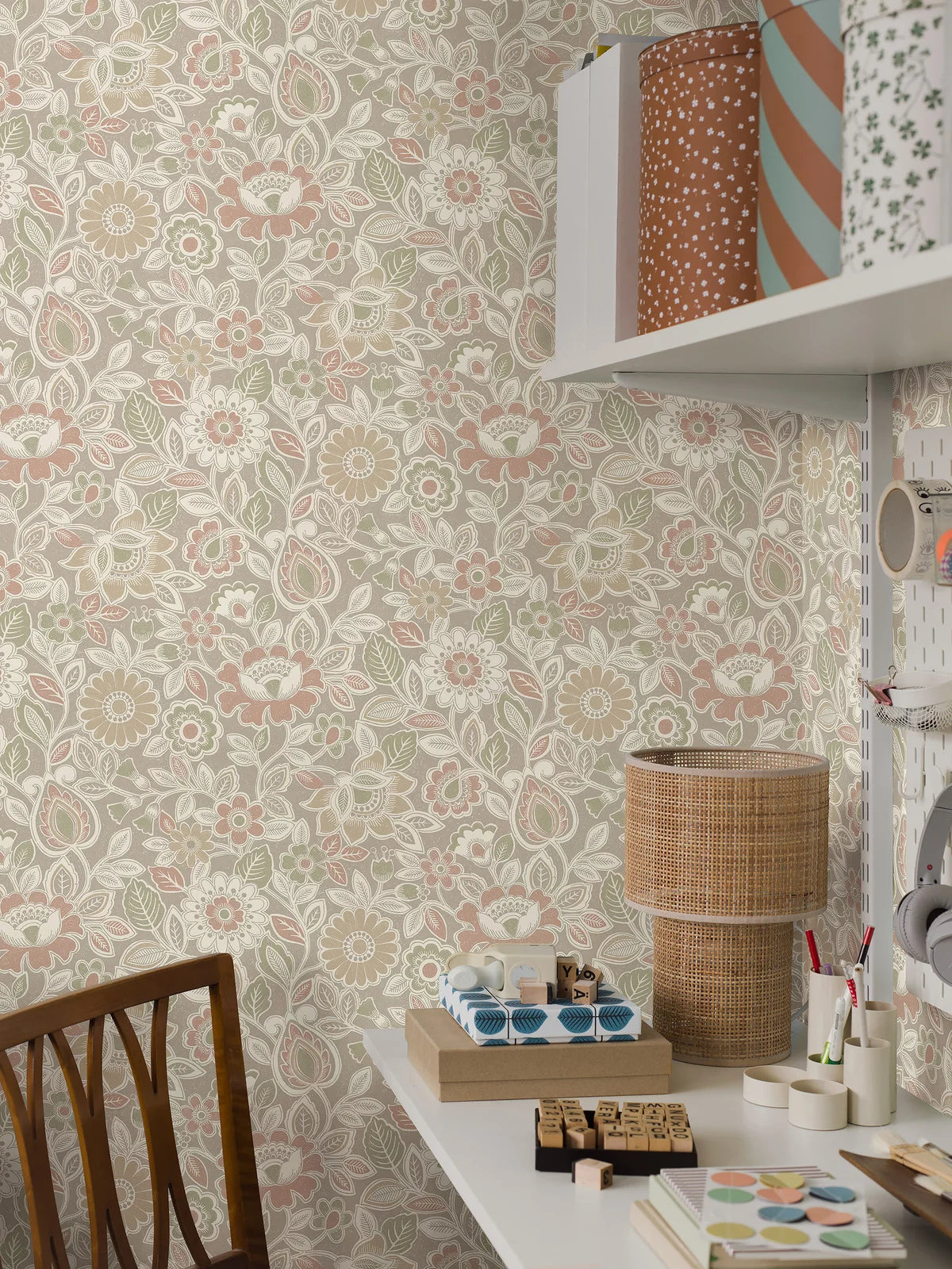 Non-woven paper wallpaper with a green floral pattern SONJA with beige