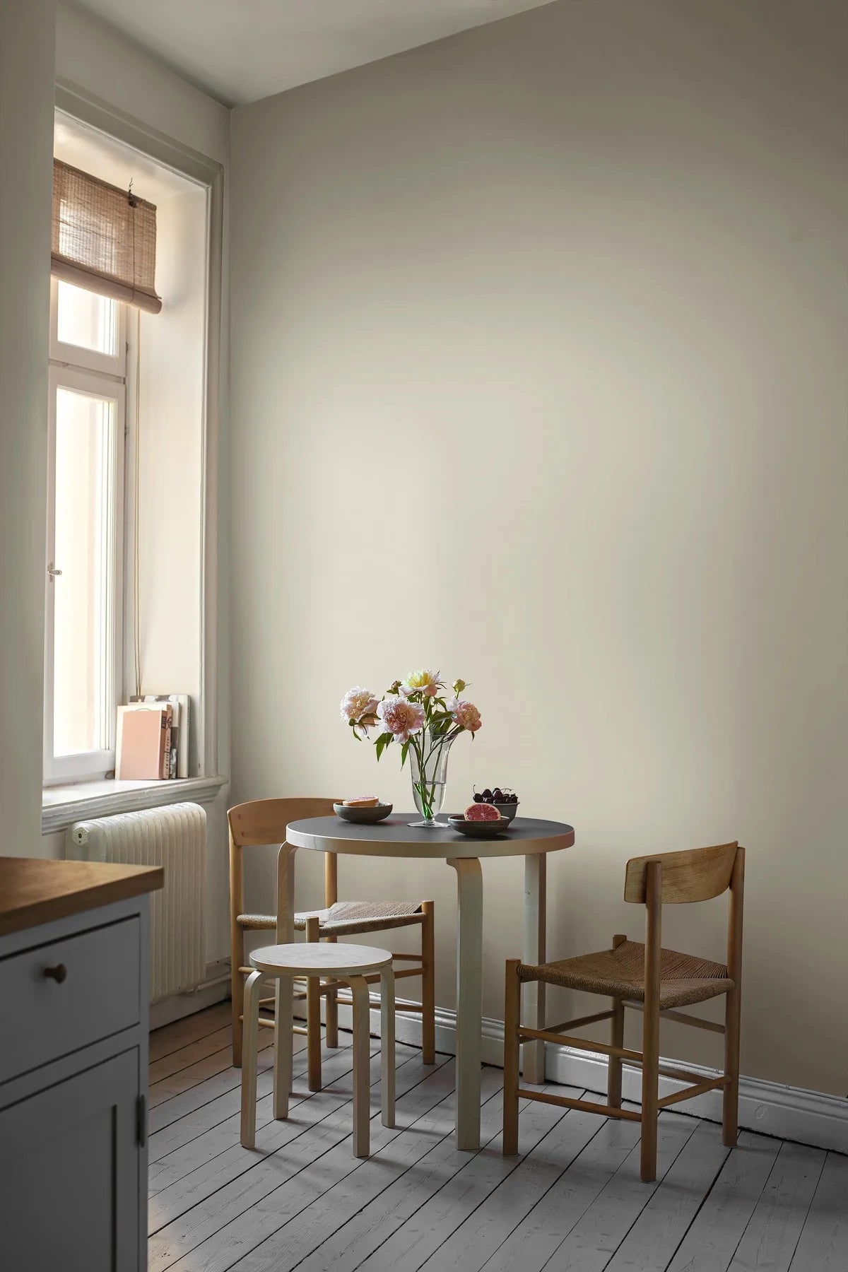 Tapeta strukturalna imitująca len LINEN - LIGHT LINEN jasny szary